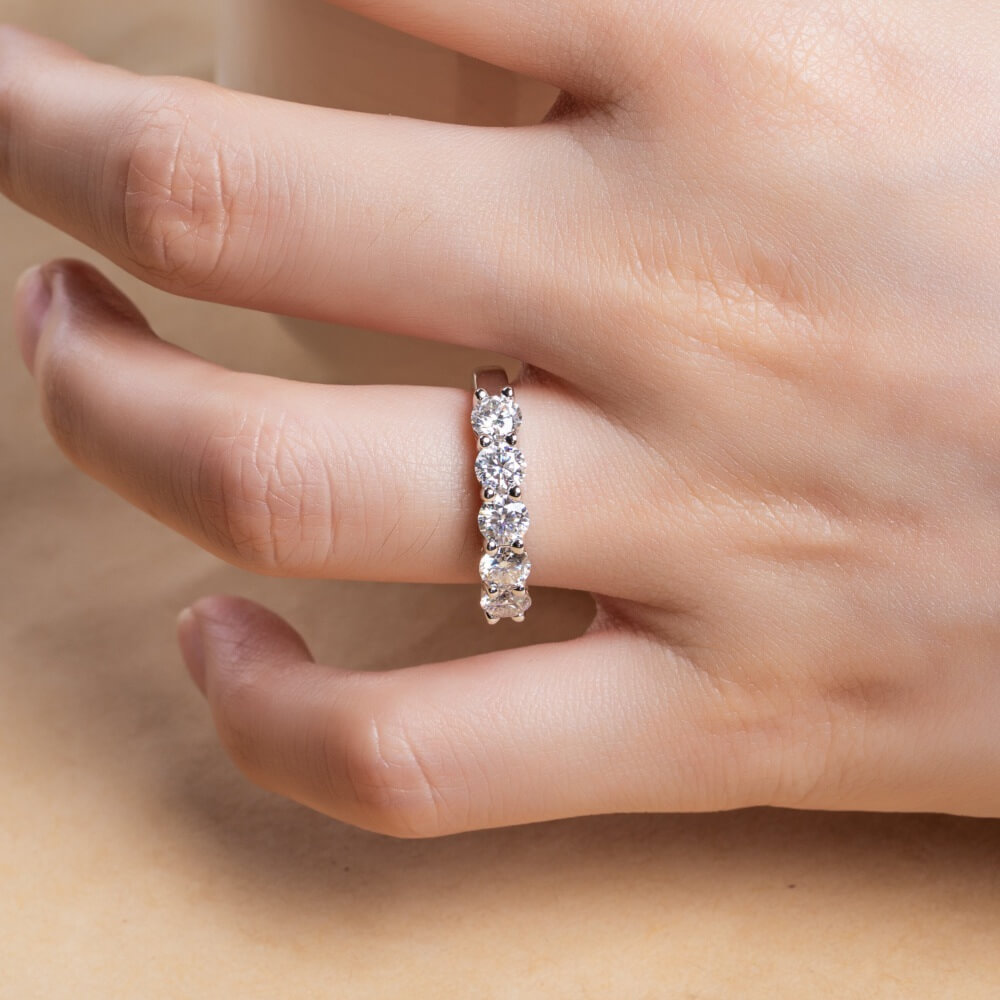 MARDAZA Classic Five-Stone Round Cut Sterling Silver Moissanite Ring