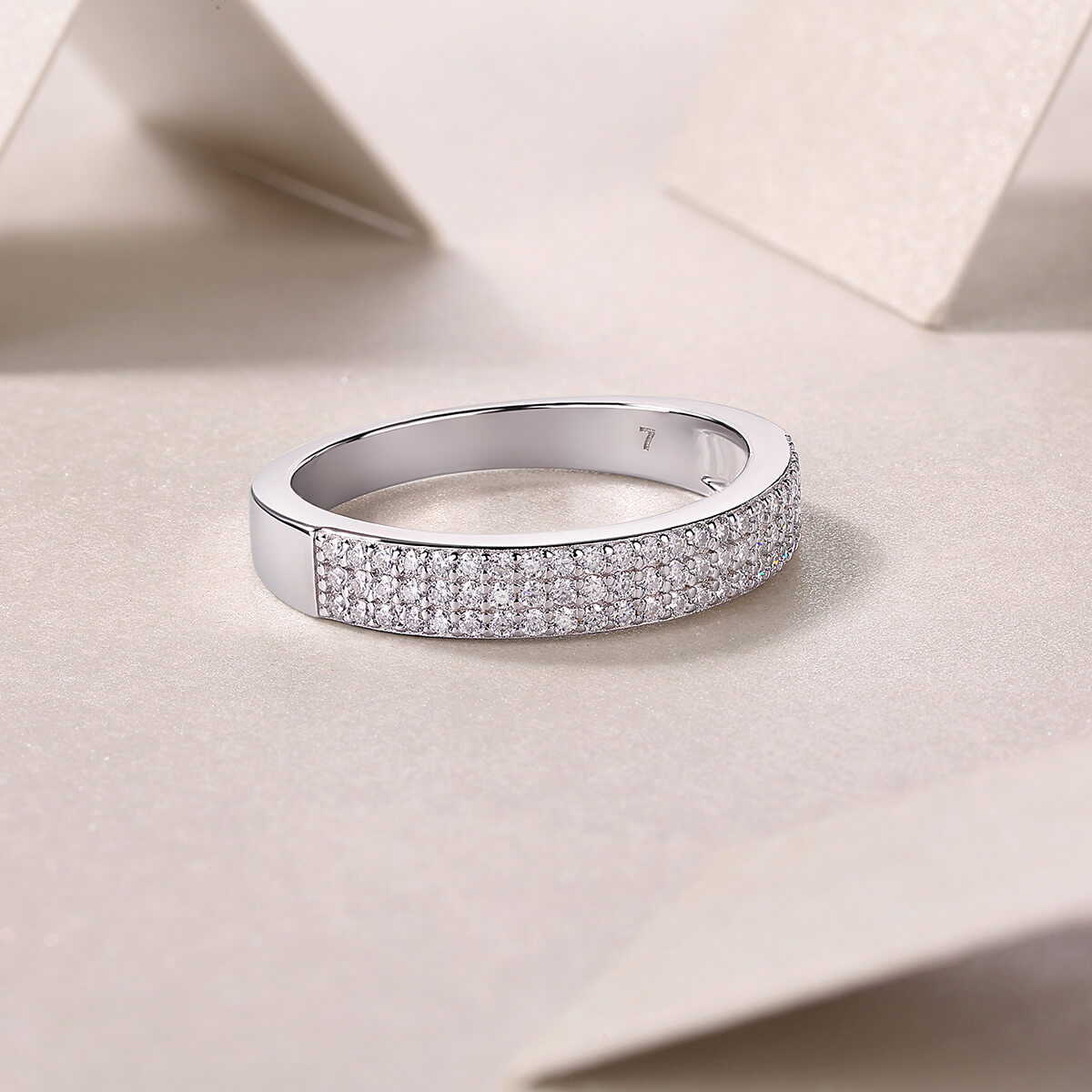 S925 Graceful Glimmer Moissanite Ring-MARDAZA