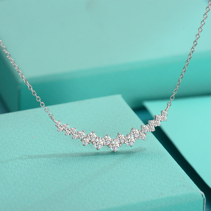 MARDAZA V-Shine Round Cut Sterling Silver Moissanite Necklace