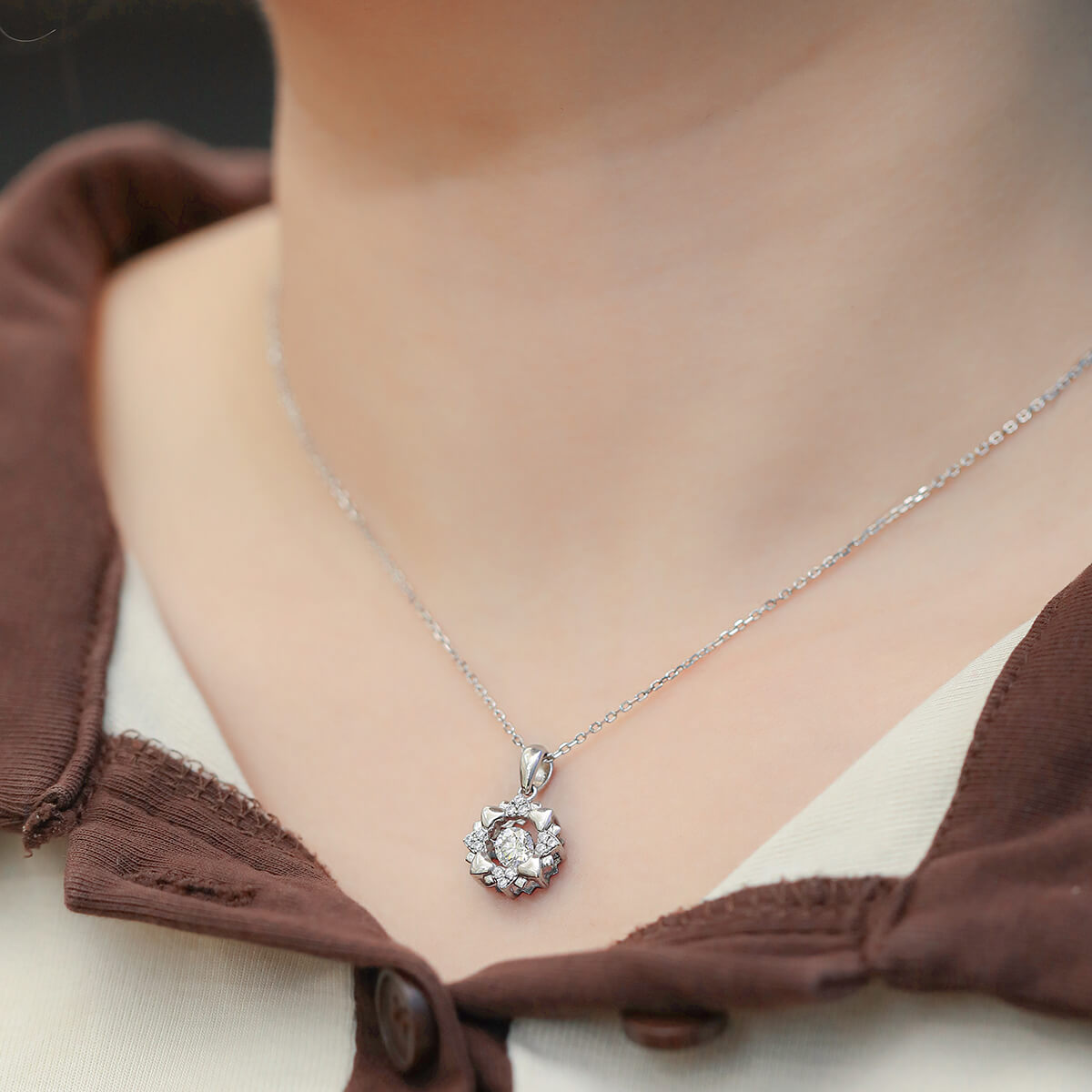 MARDAZA Dancing Blossom Heart Petal Round Cut Sterling Silver Moissanite Necklace