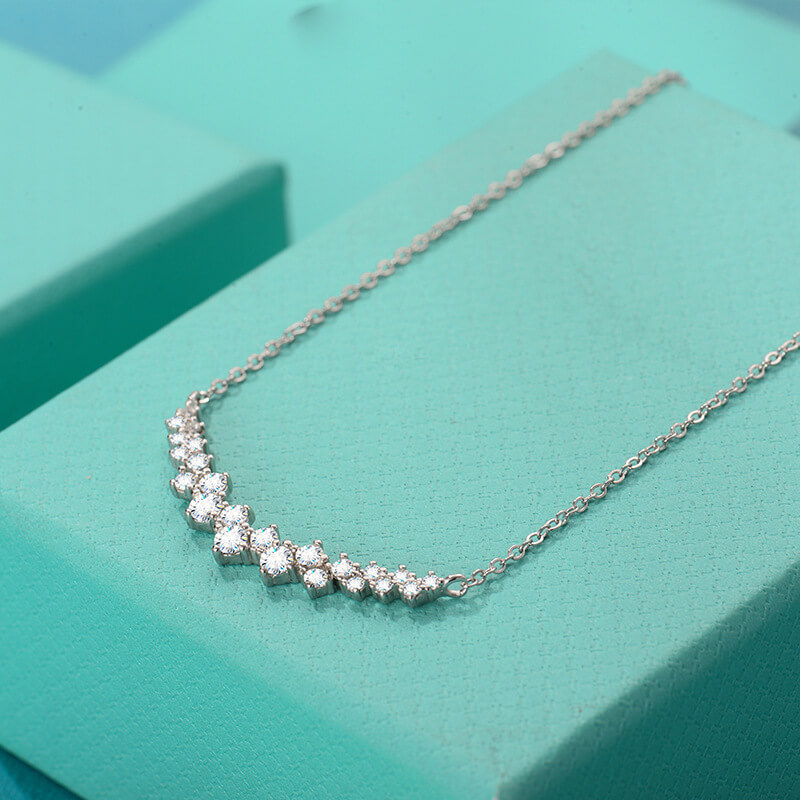 MARDAZA V-Shine Round Cut Sterling Silver Moissanite Necklace