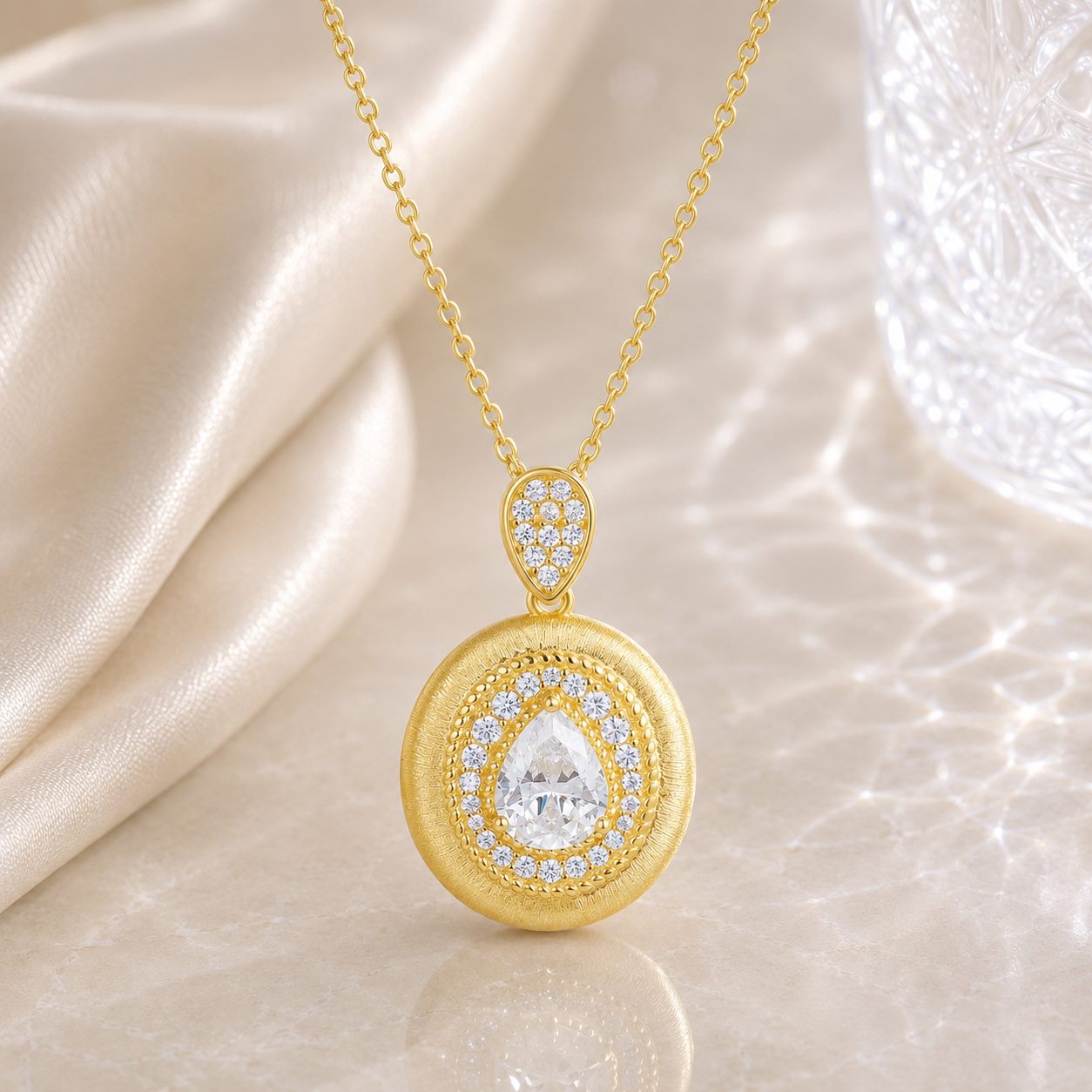 MARDAZA Brushed Medallion Pear Cut Moissanite Silver Necklace