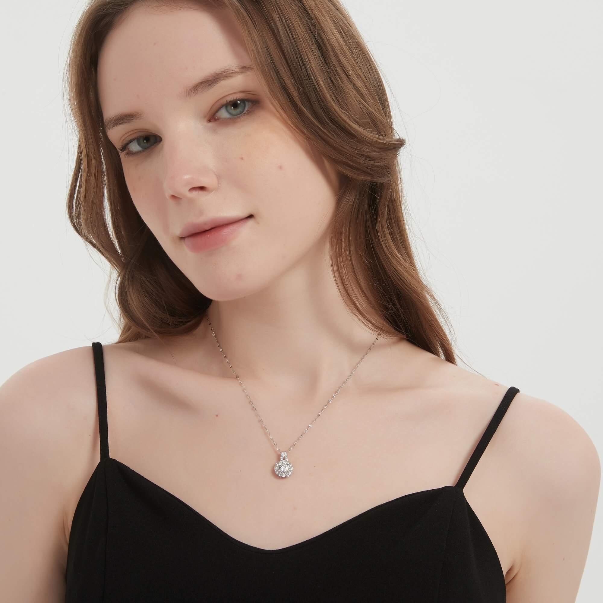 S925 Sunflower Moissanite Necklace-MARDAZA