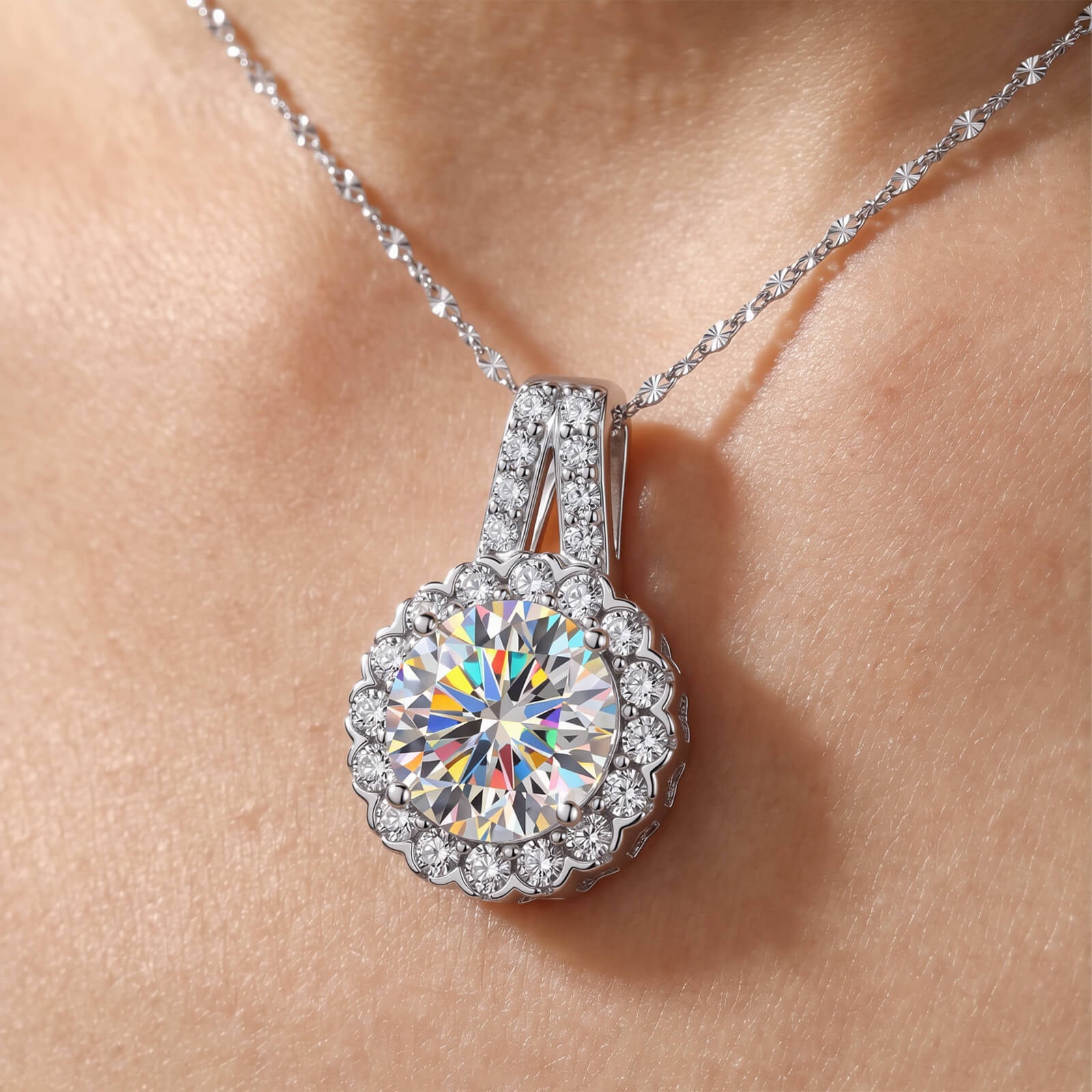 MARDAZA Sunflower Round Cut Sterling Silver Moissanite Necklace