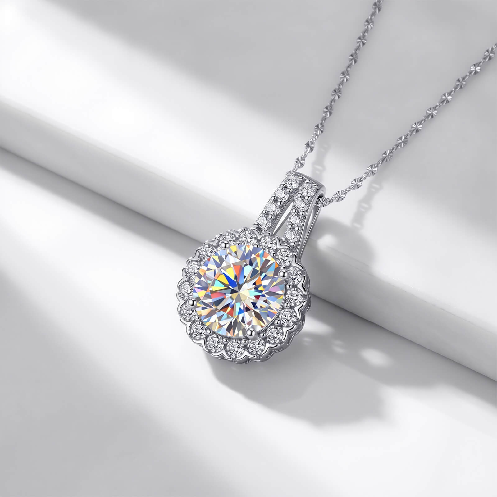 MARDAZA Sunflower Round Cut Sterling Silver Moissanite Necklace