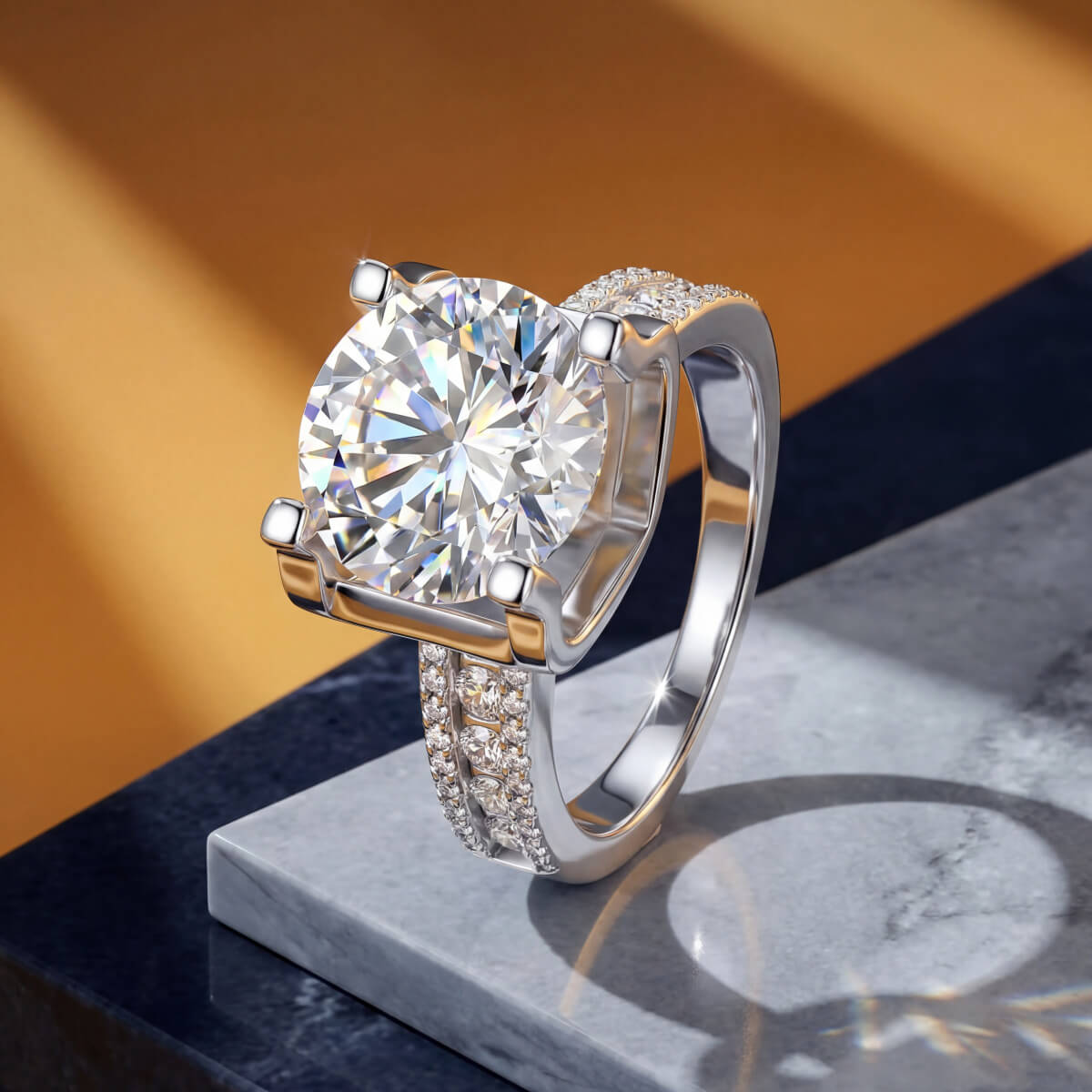 MARDAZA Royal Pavilion Round Cut Sterling Silver Moissanite Ring