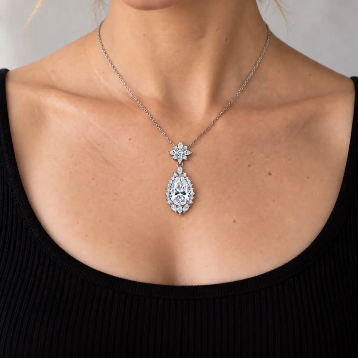 MARDAZA Floral Teardrop Pear Cut Sterling Silver Moissanite Necklace