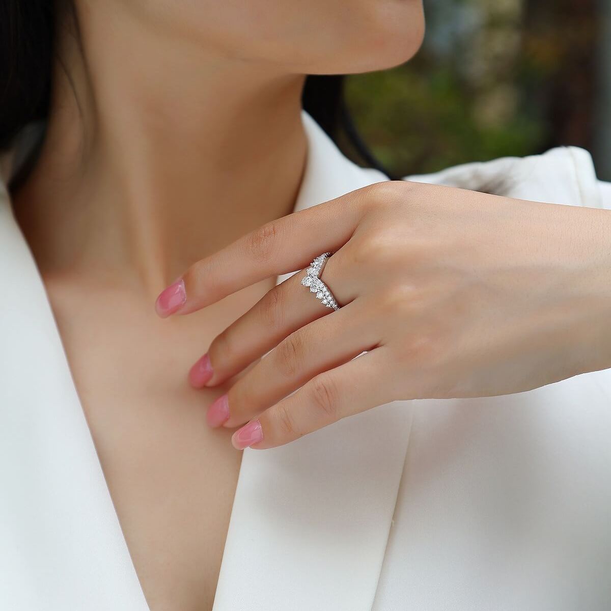 MARDAZA Crown V Shape Sterling Silver Moissanite Ring