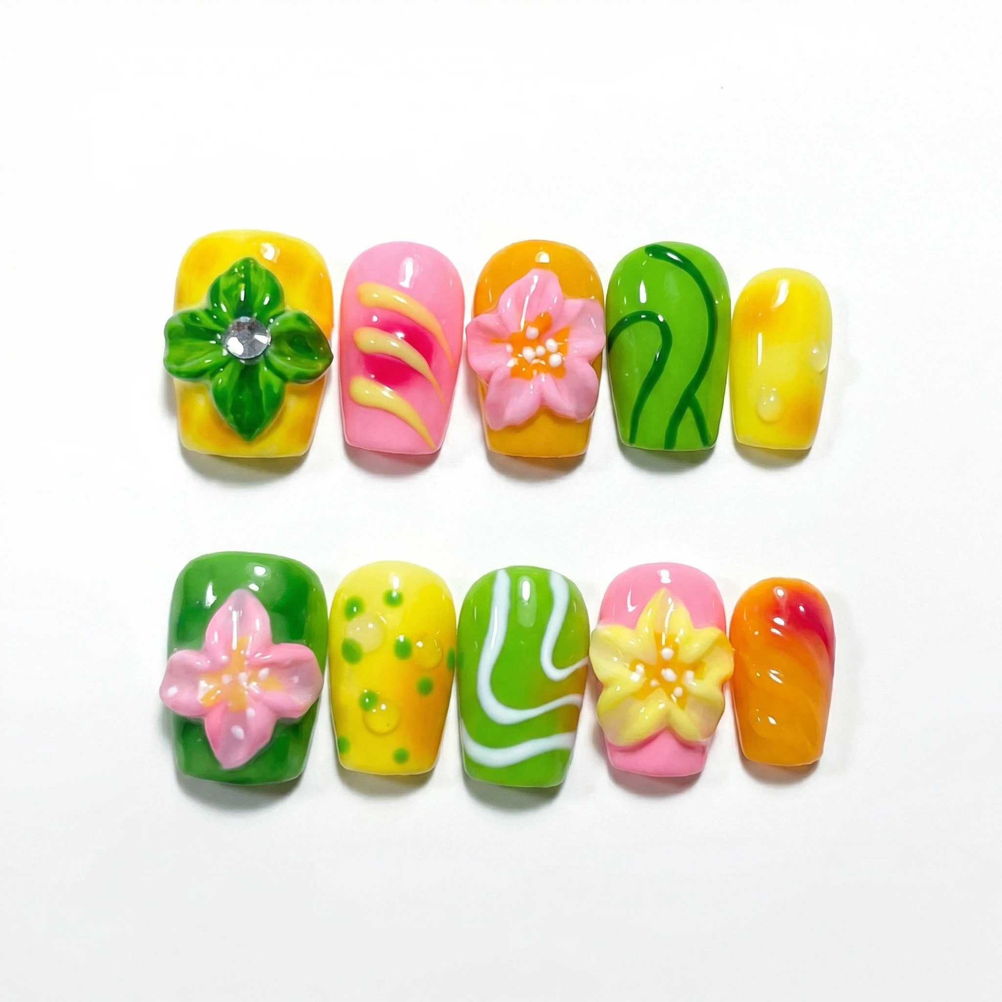 Press-on nails size chart showing S and M, green yellow pink 3D flower nail set layout