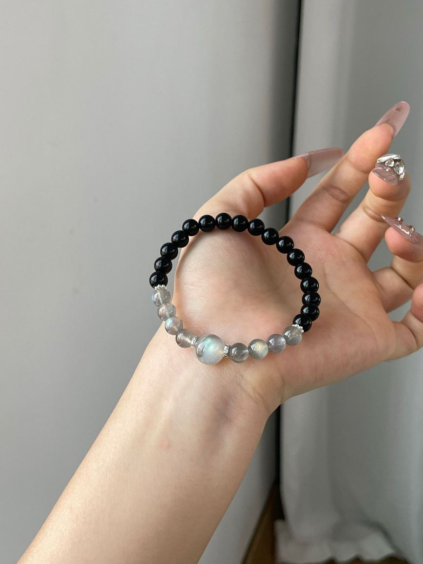 Fashion look wearing Obsidian and Moonstone bracelet