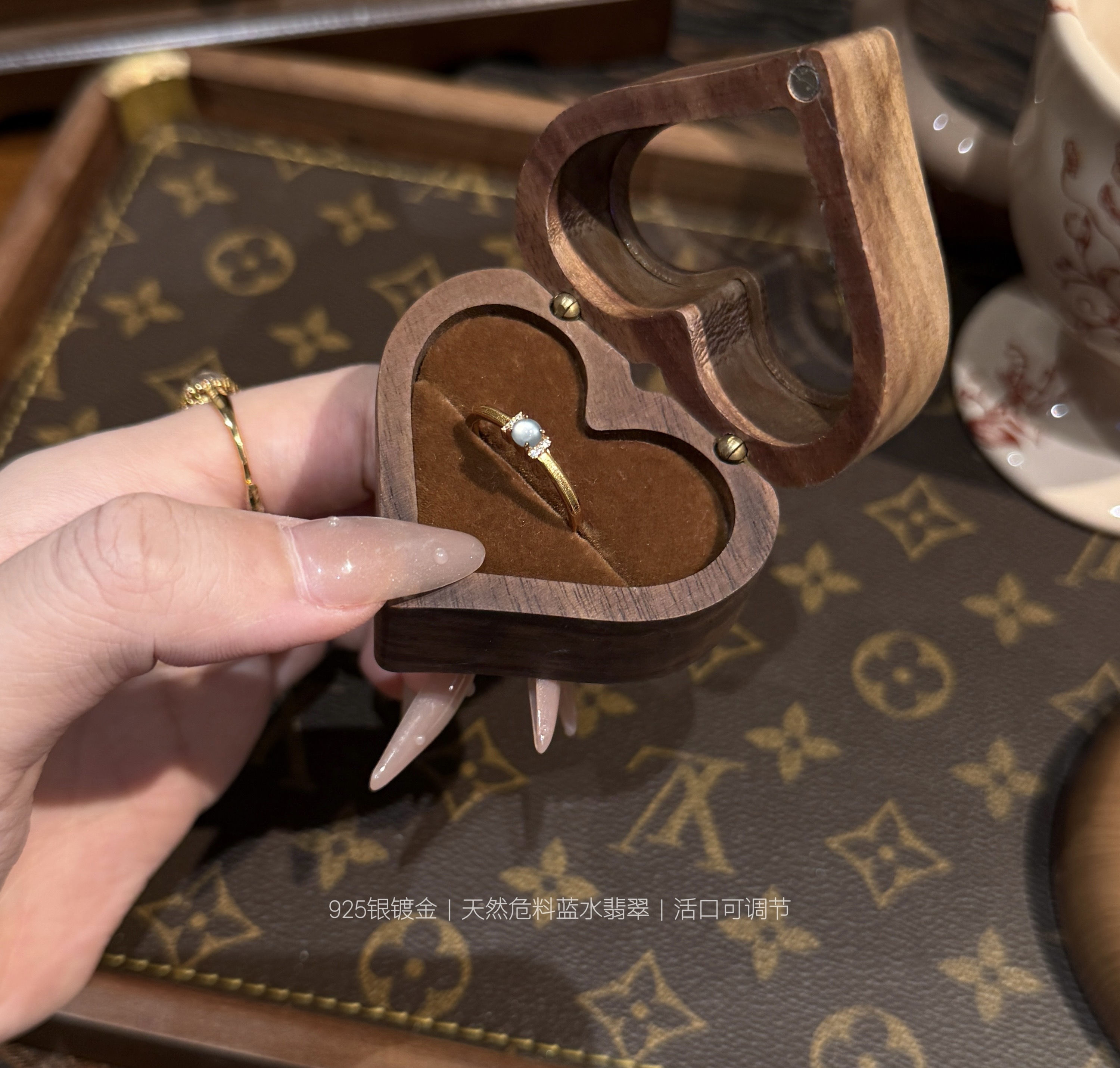 925 silver gold-plated jade ring in wooden heart-shaped jewelry box
