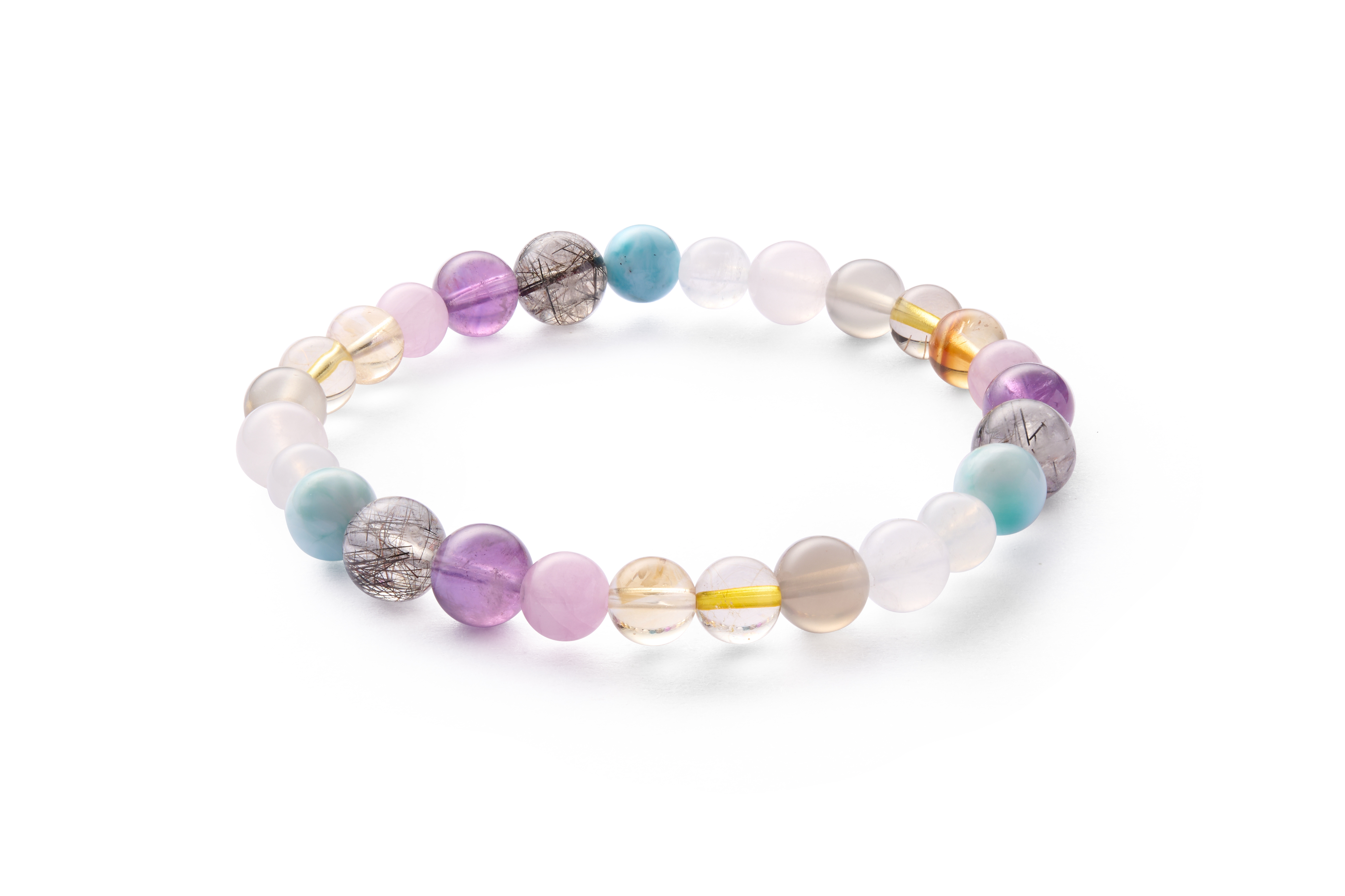 Top-down minimal layout with balanced sequence of clear quartz, quartzite jade and amethyst; knot position visible
