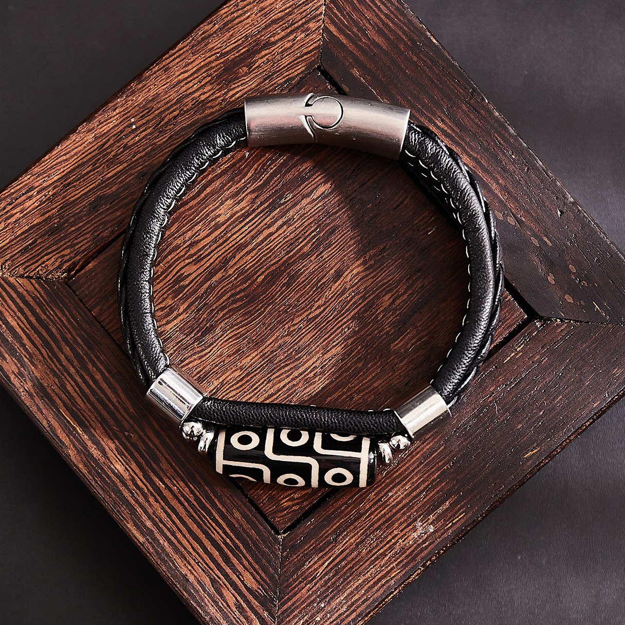 Tibetan Nine-Eyed Dzi Bead Bracelet Leather Woven Peace Bracelet Couple Ethnic Style Accessories Lucky Bead Bracelet Jewelry