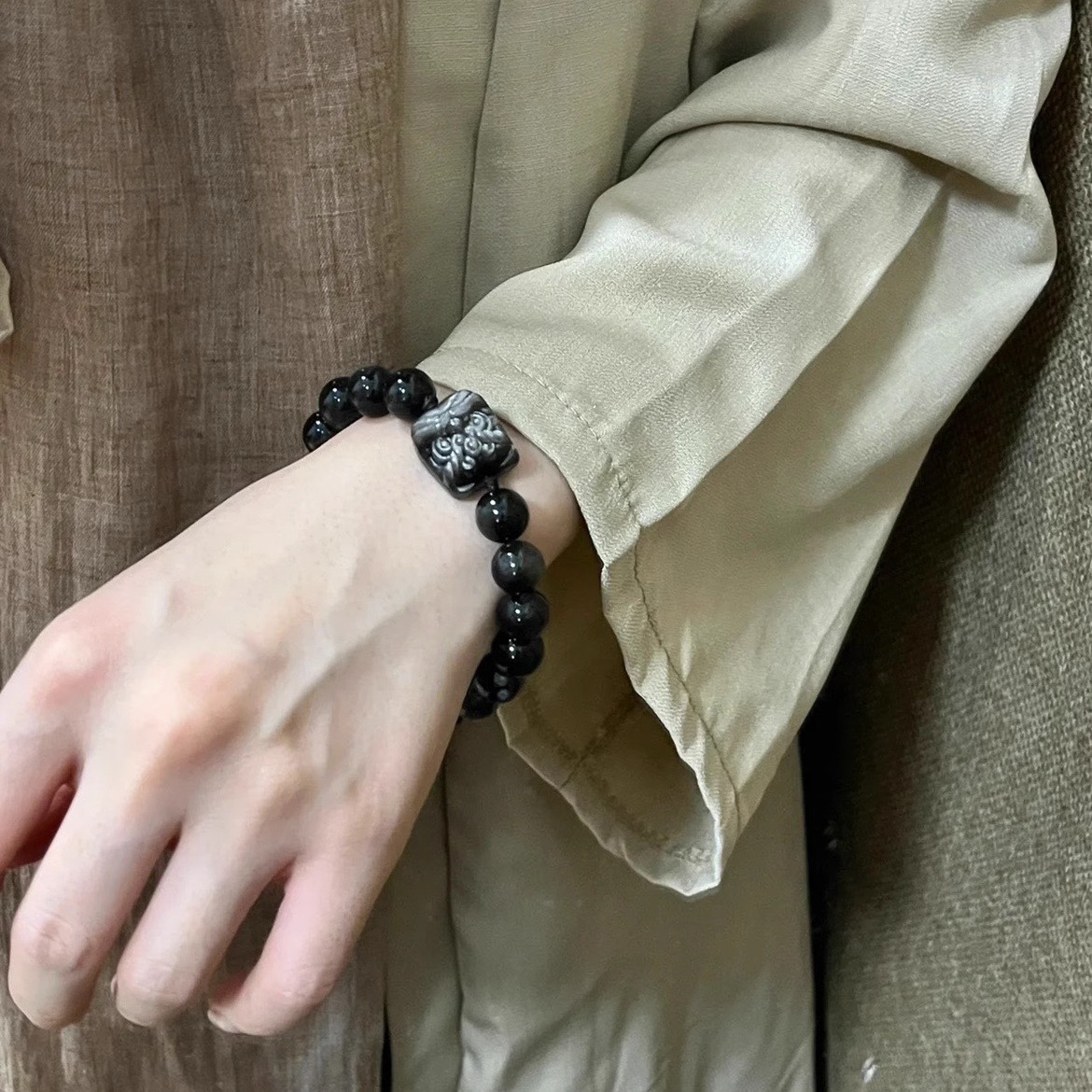 Black Obsidian Awakening Lion Bracelet for Men and Women Chinese Zodiac Birth Year Protection Beaded Handmade Adjustable String Luck Fortune Jewelry Gift