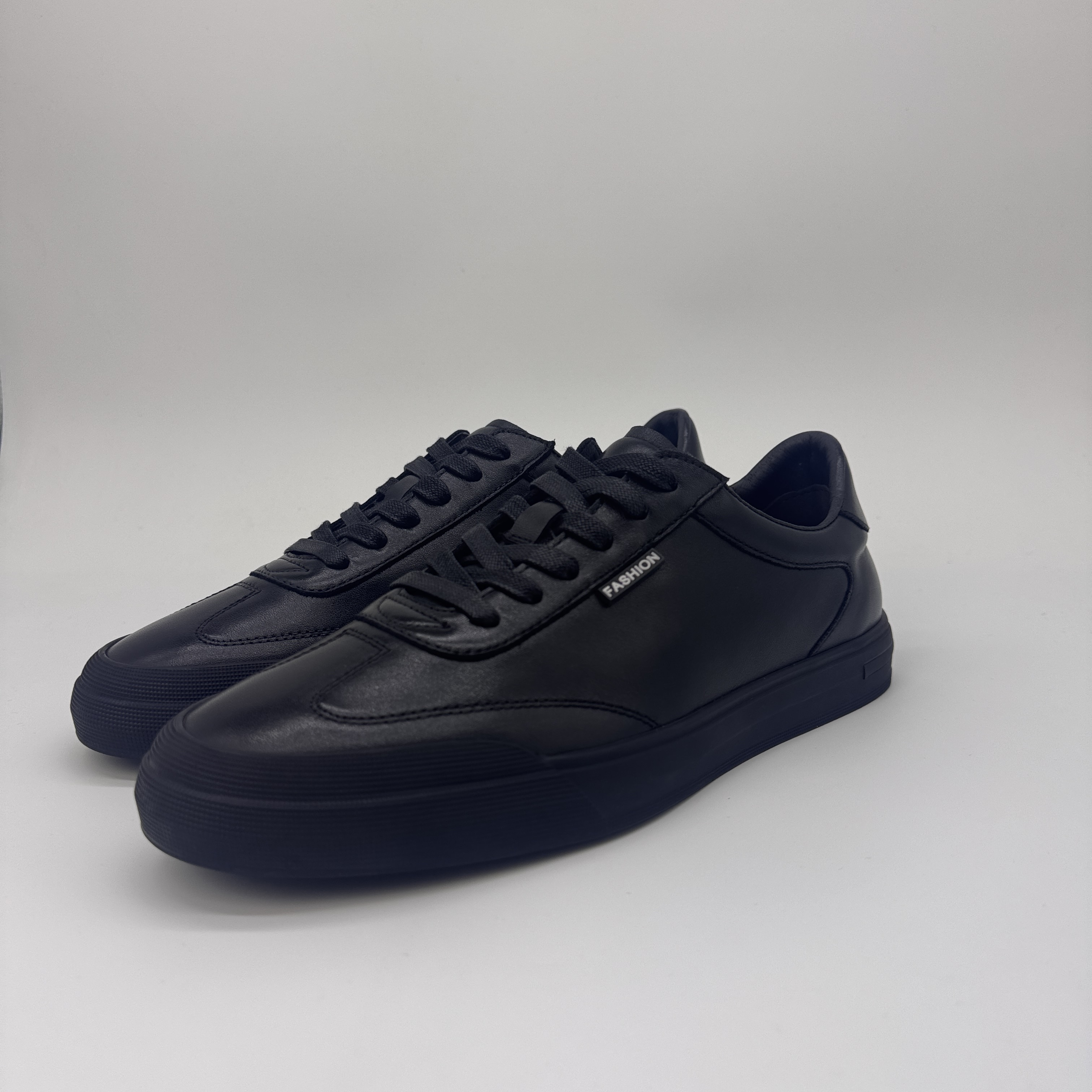 Fashion Casual Travel Handcrafted Genuine Leather Men's Shoes