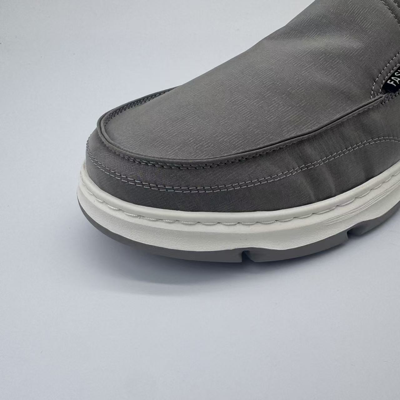 Customized Men's Casual Canvas Shoes - Handmade, Breathable & Comfortable