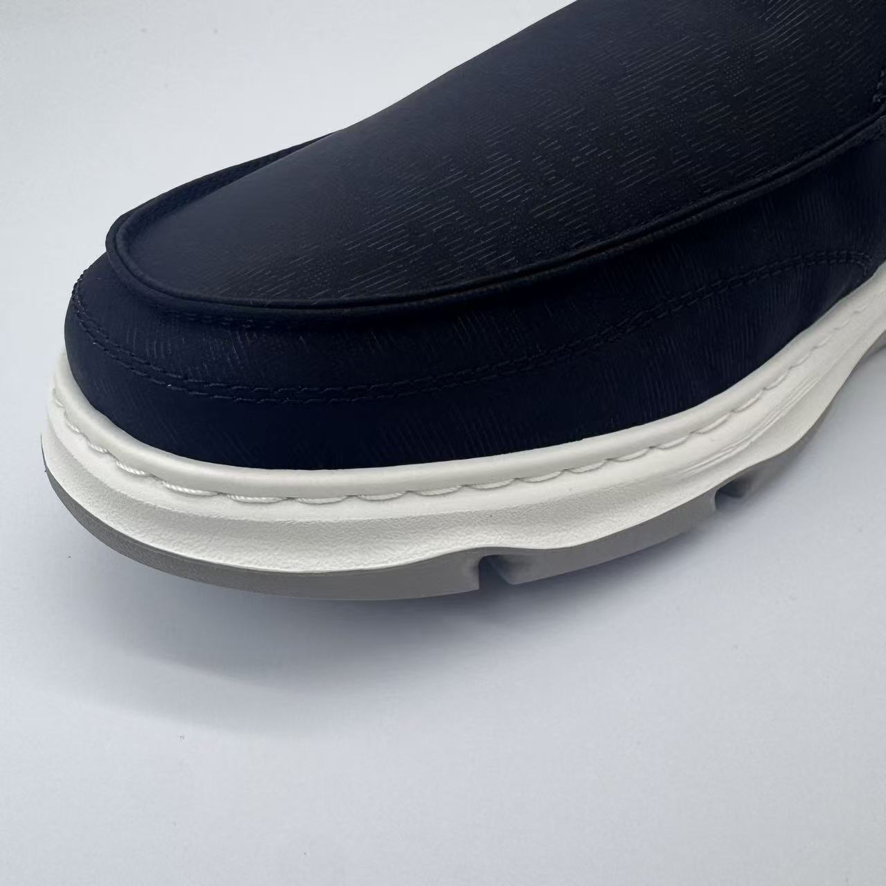 Customized Men's Casual Canvas Shoes - Handmade, Breathable & Comfortable