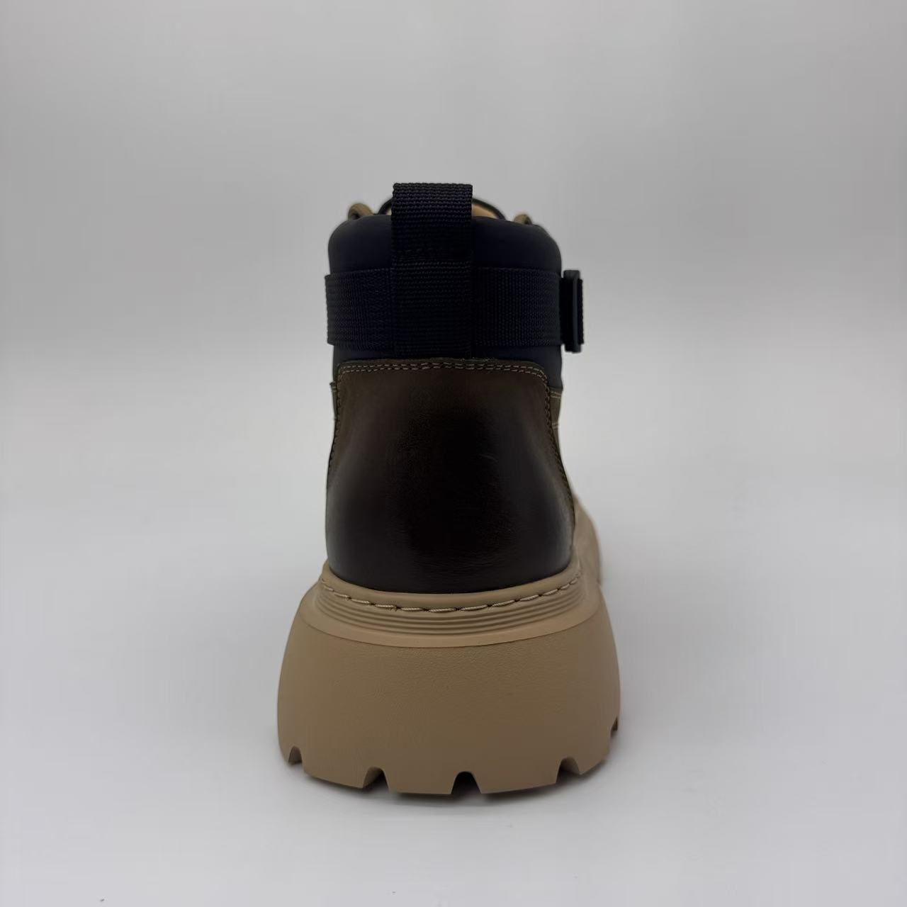 Custom High-Quality Men's High-Top Boots - Fashionable Casual Martin Boots in Handmade Genuine Leather