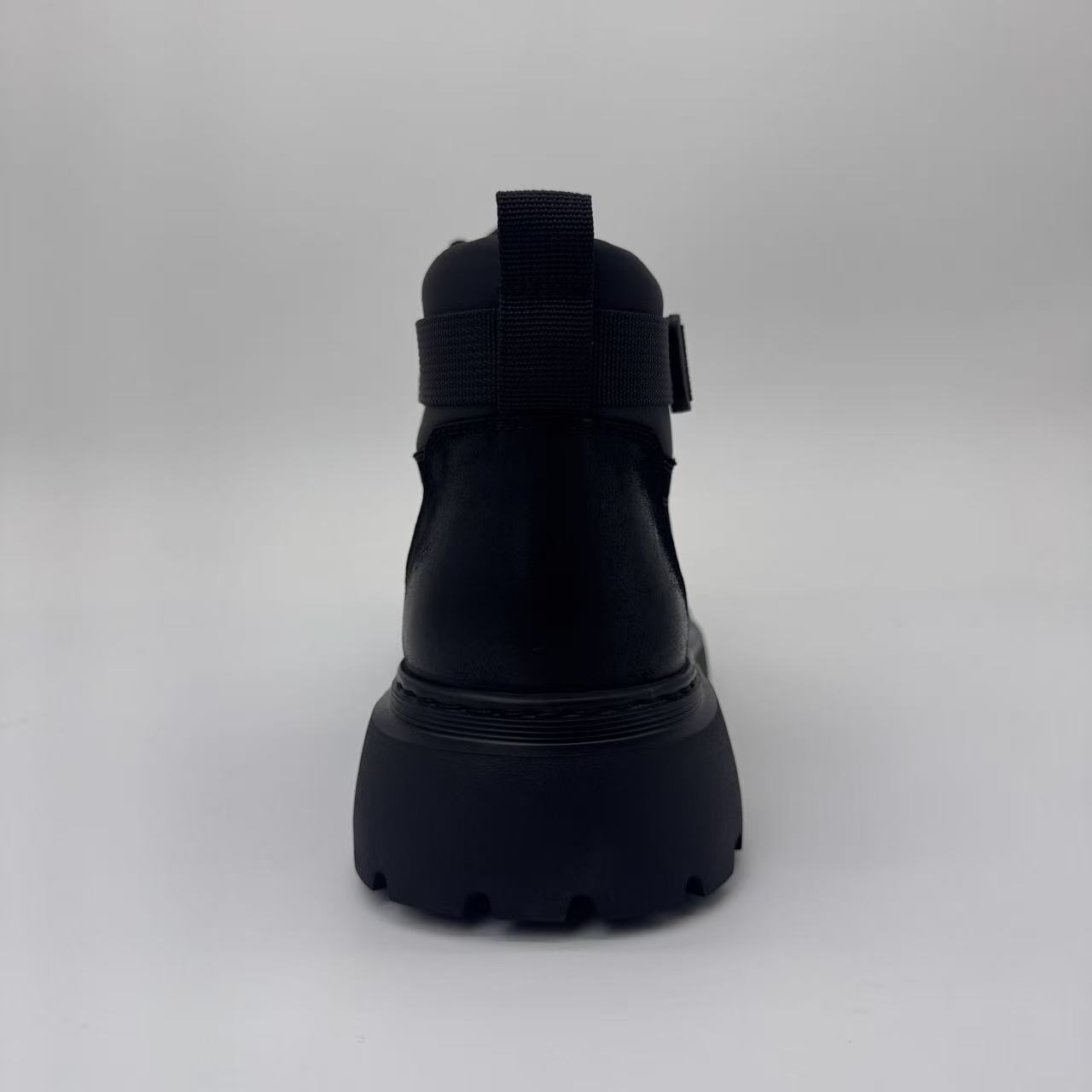 Custom High-Quality Men's High-Top Boots - Fashionable Casual Martin Boots in Handmade Genuine Leather