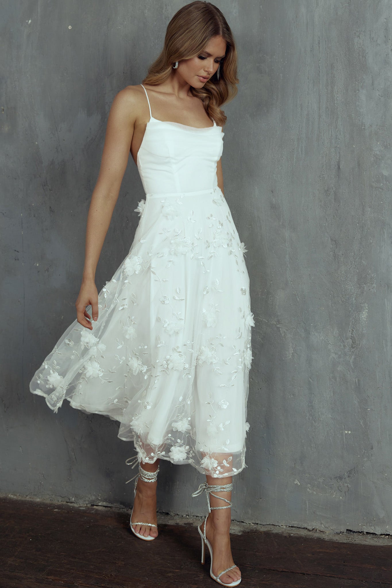 Floating By Pleated Neckline Mesh Midi Dress Embellished White-Fable Dress