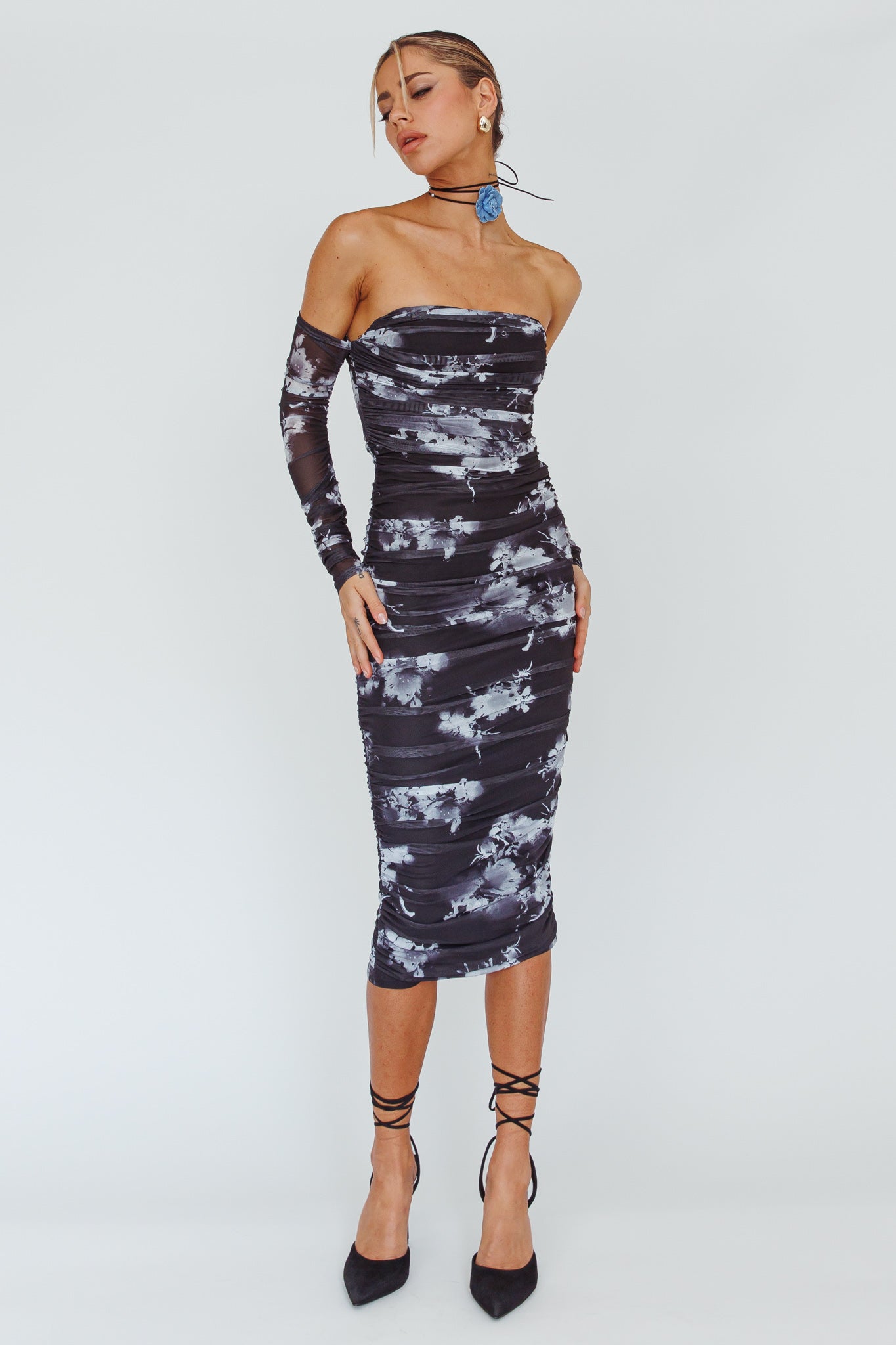 Cece Off-Shoulder Midi Dress Floral Black-Fable Dress