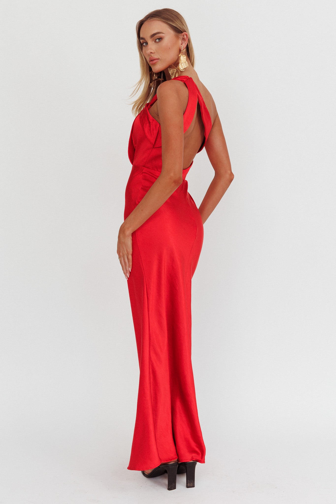 Fly Love Satin One Shoulder Maxi Dress Red-Fable Dress