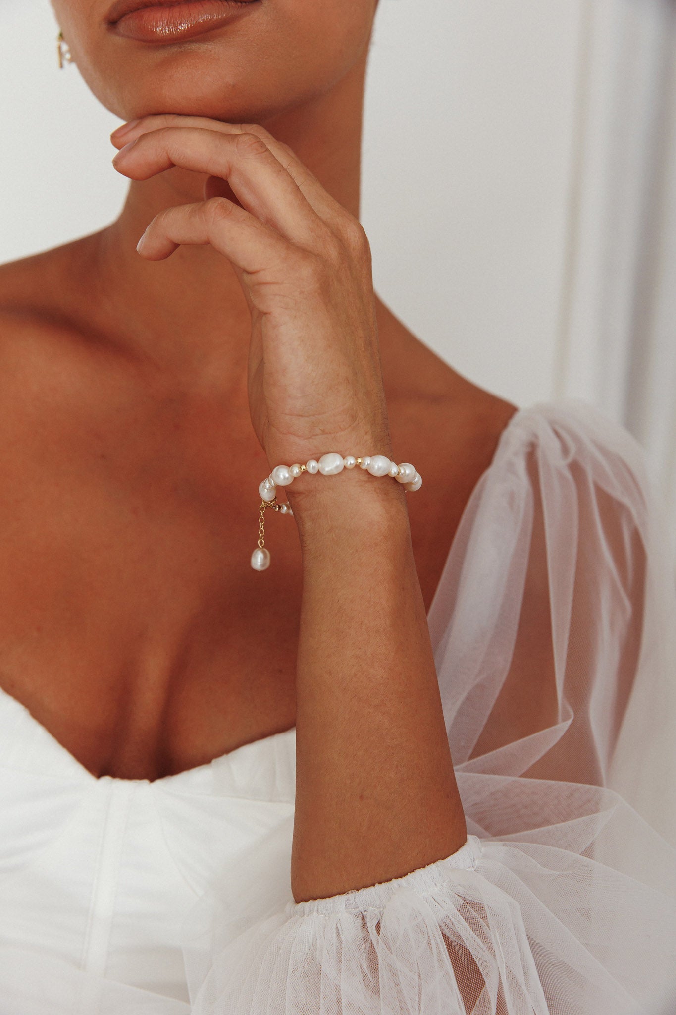 Chantel Baroque Pearl Bracelet Gold-Fable Dress