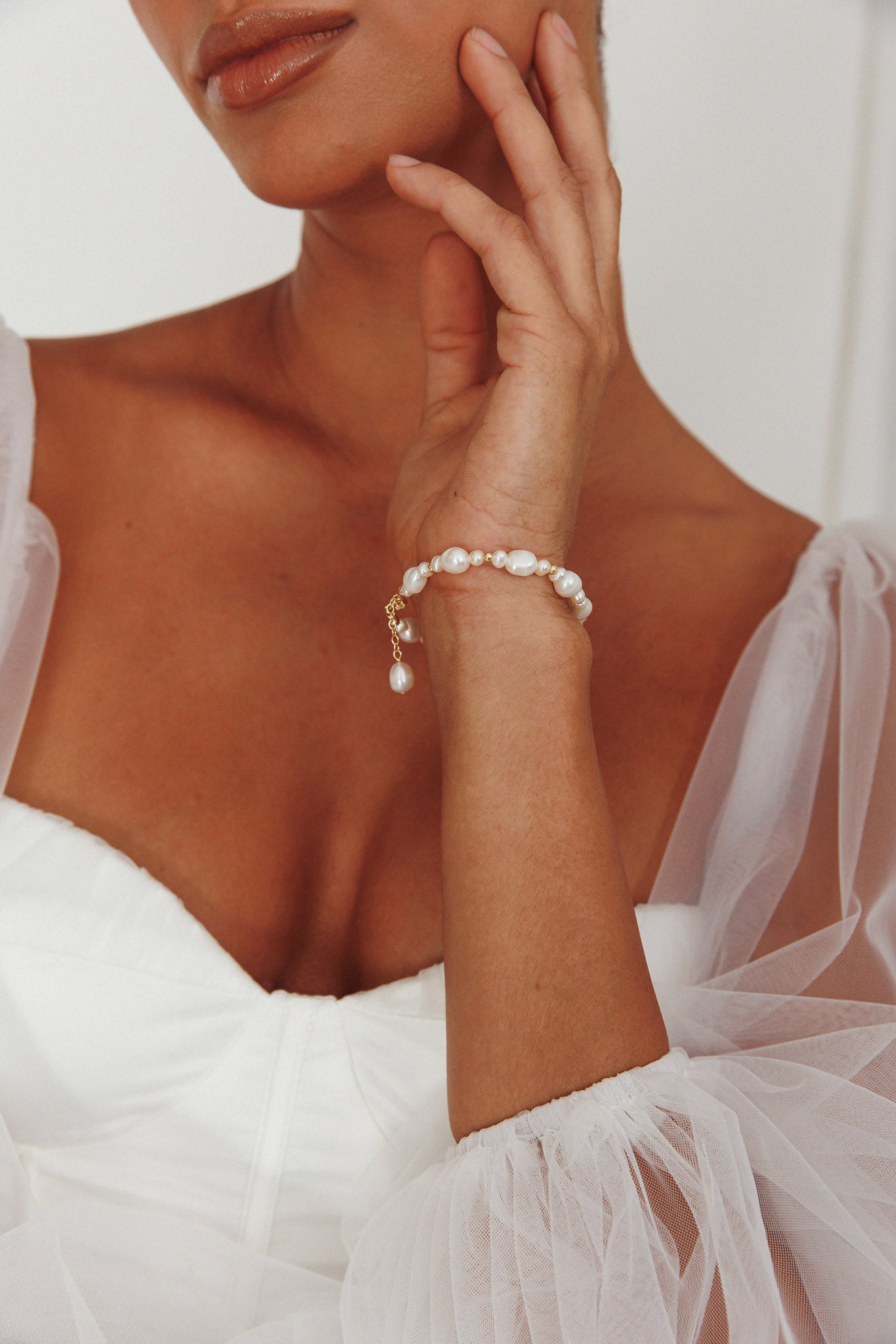 Chantel Baroque Pearl Bracelet Gold-Fable Dress