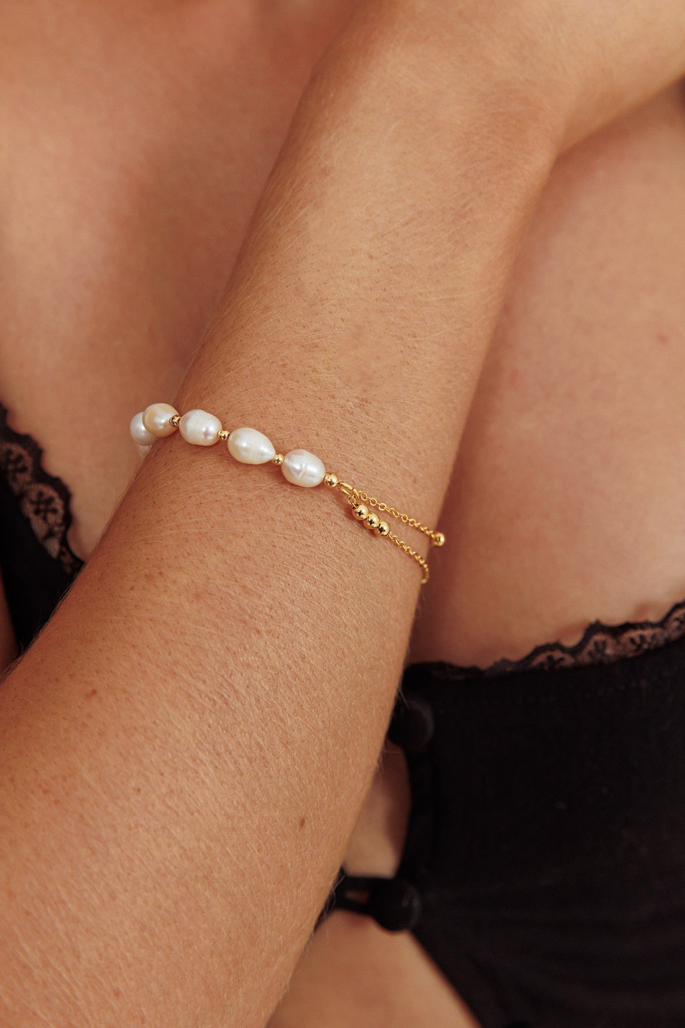 Polaris Freshwater Pearl Double Chain Bracelet Gold-Fable Dress