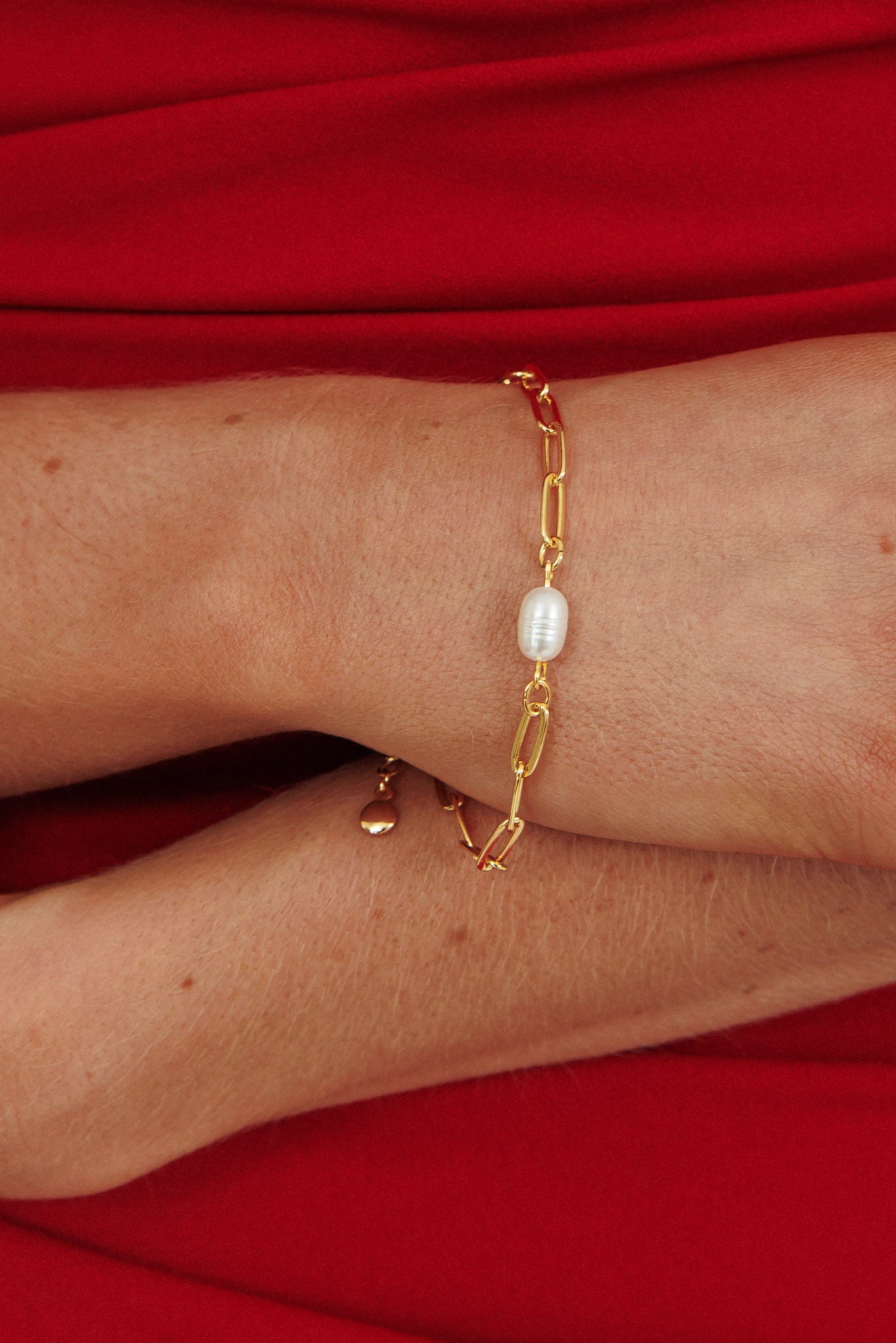 Devotion Freshwater Pearl Paperclip Chain Bracelet Gold-Fable Dress