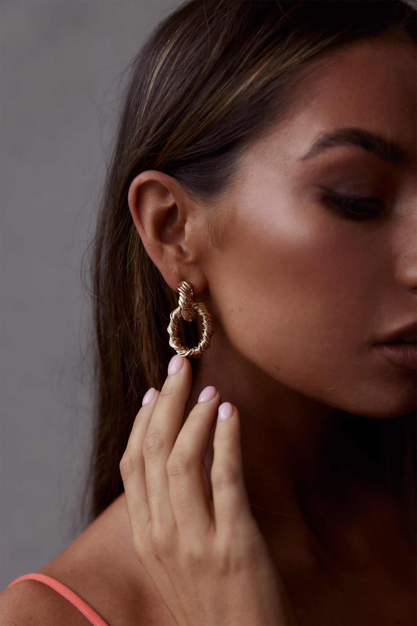 Melrose Twisted Oval Earrings Gold-Fable Dress