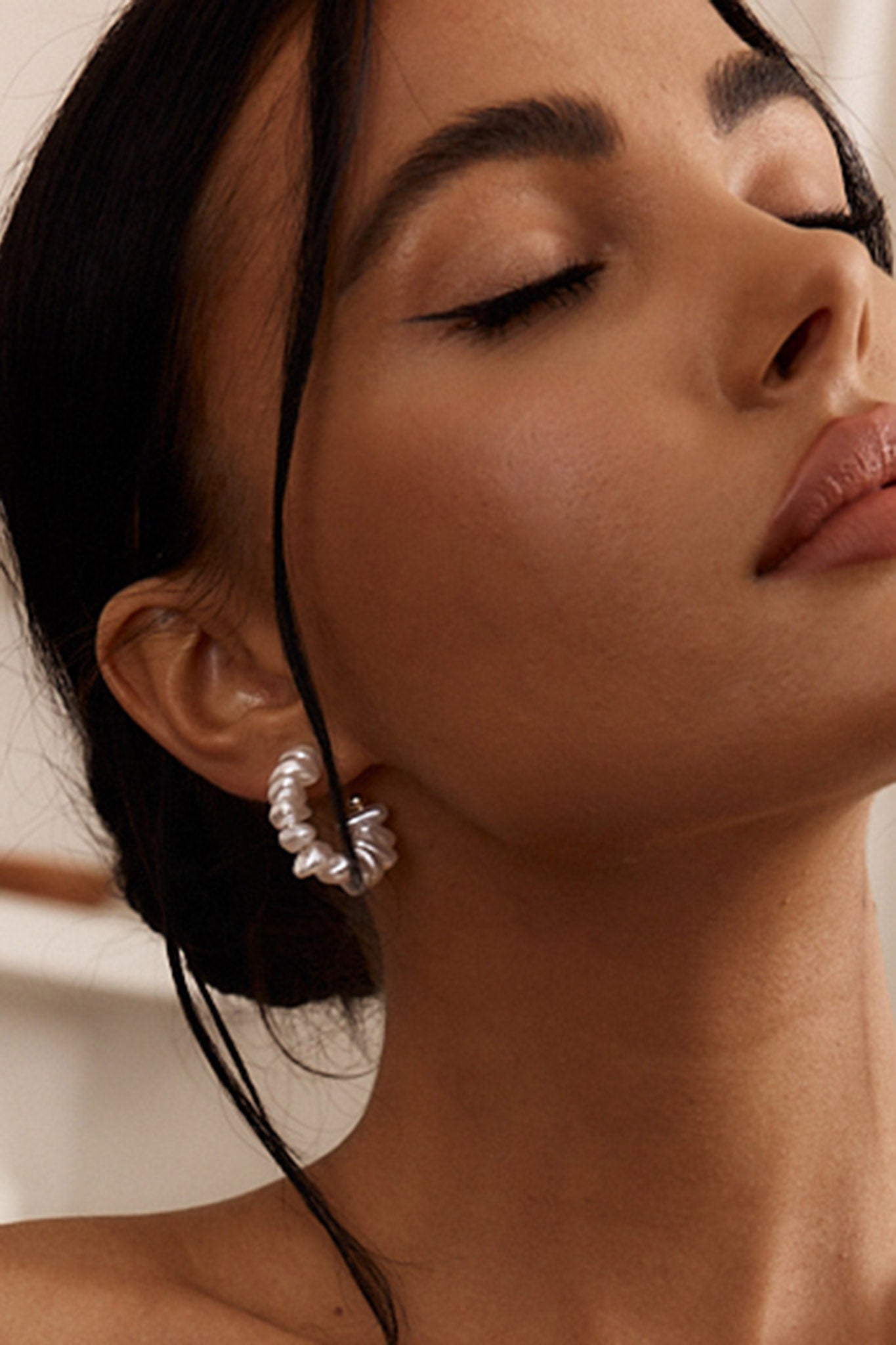 Ohana Baroque Pearl Hoop Earrings Gold-Fable Dress