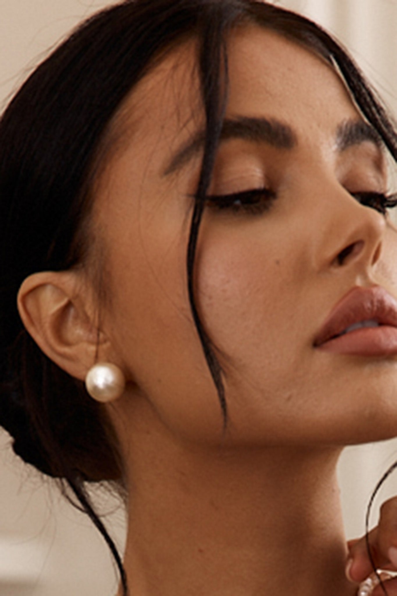 Ari Large Pearl Stud Earrings Gold-Fable Dress