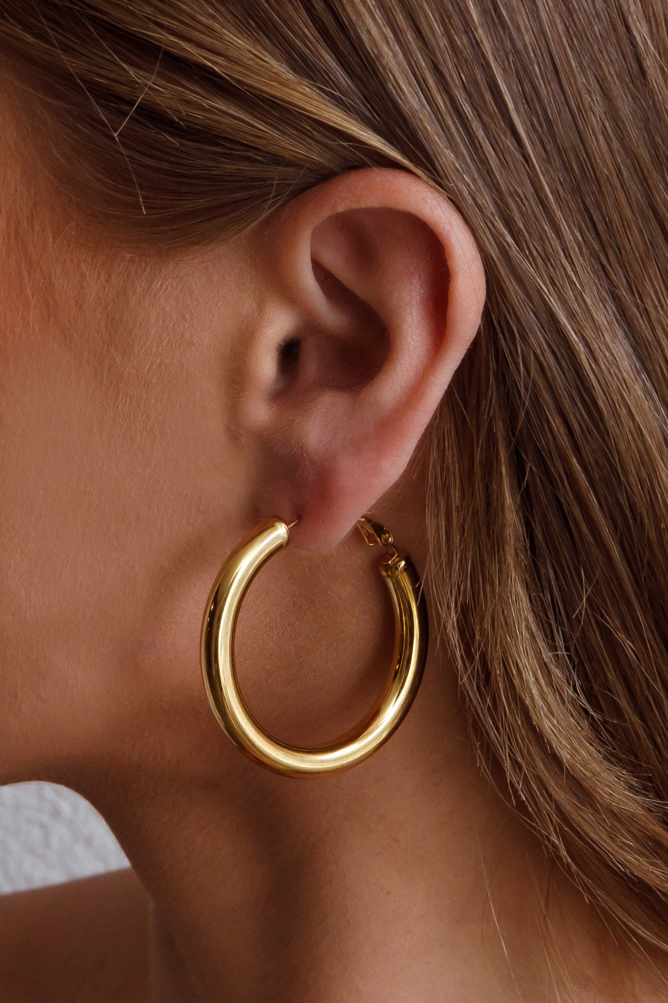 Medusa Hoop Earrings Gold-Fable Dress