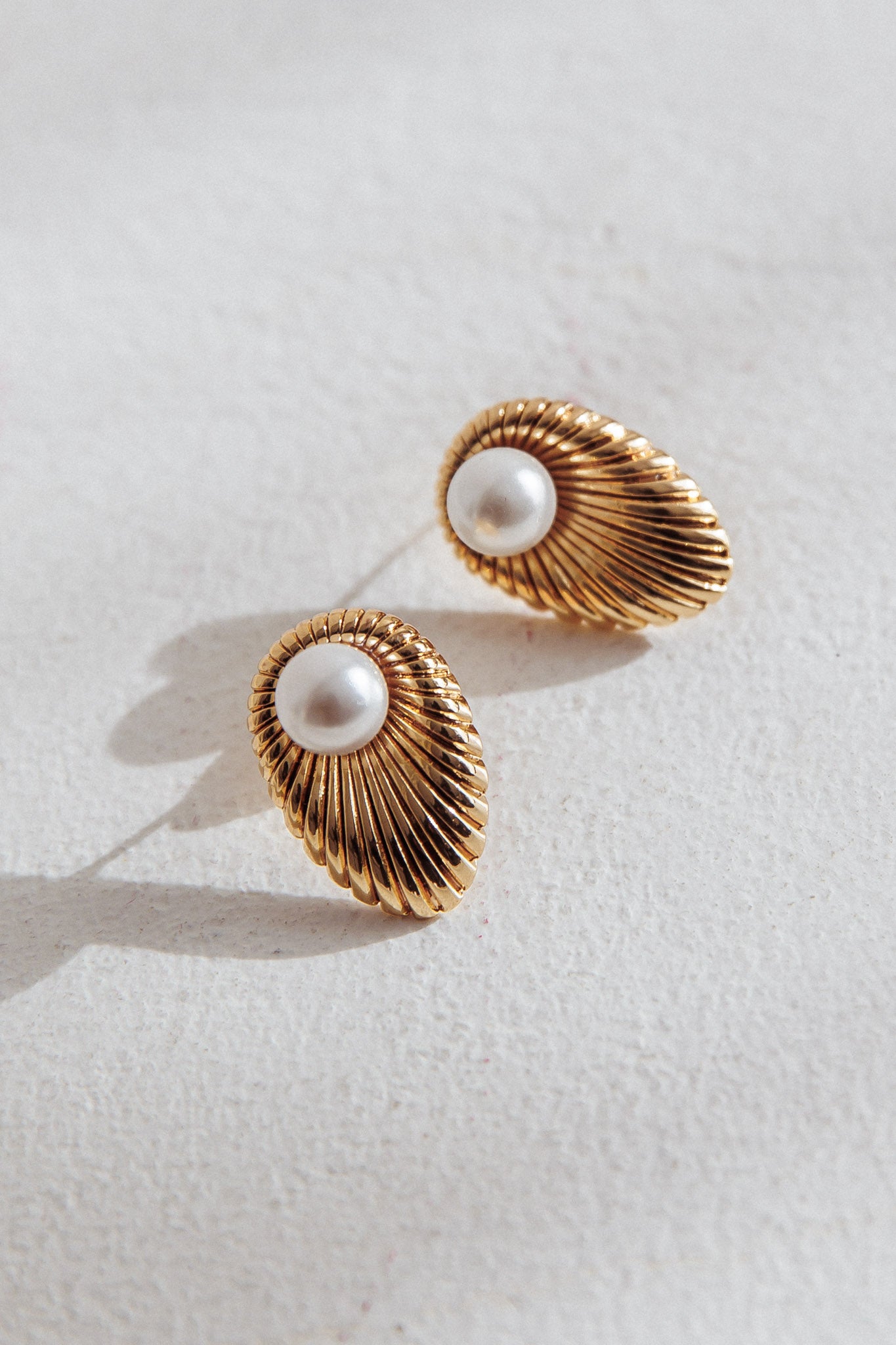 Anika Stud Pearl Earrings Gold-Fable Dress