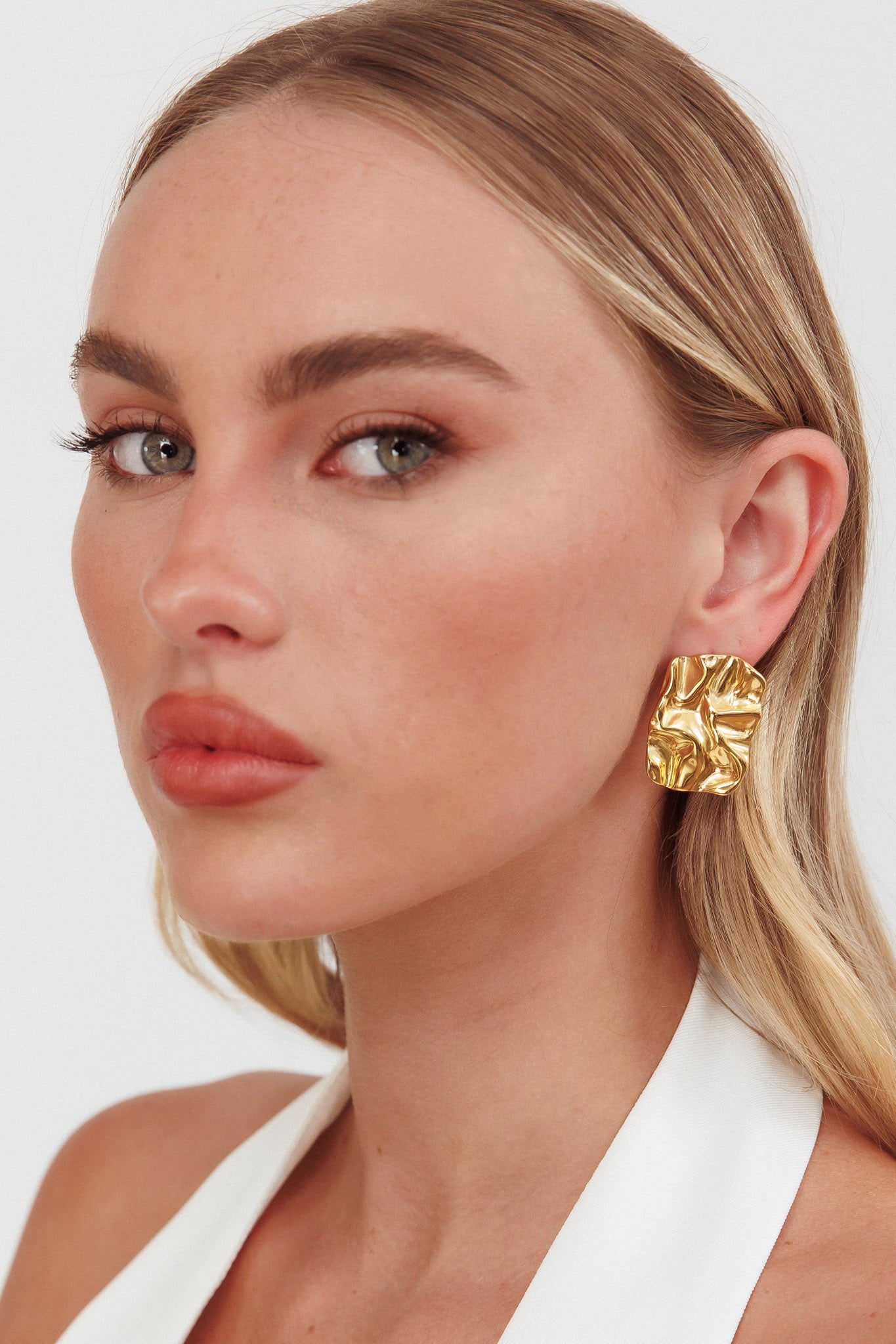 Trixi Crinkle Design Earrings Gold-Fable Dress