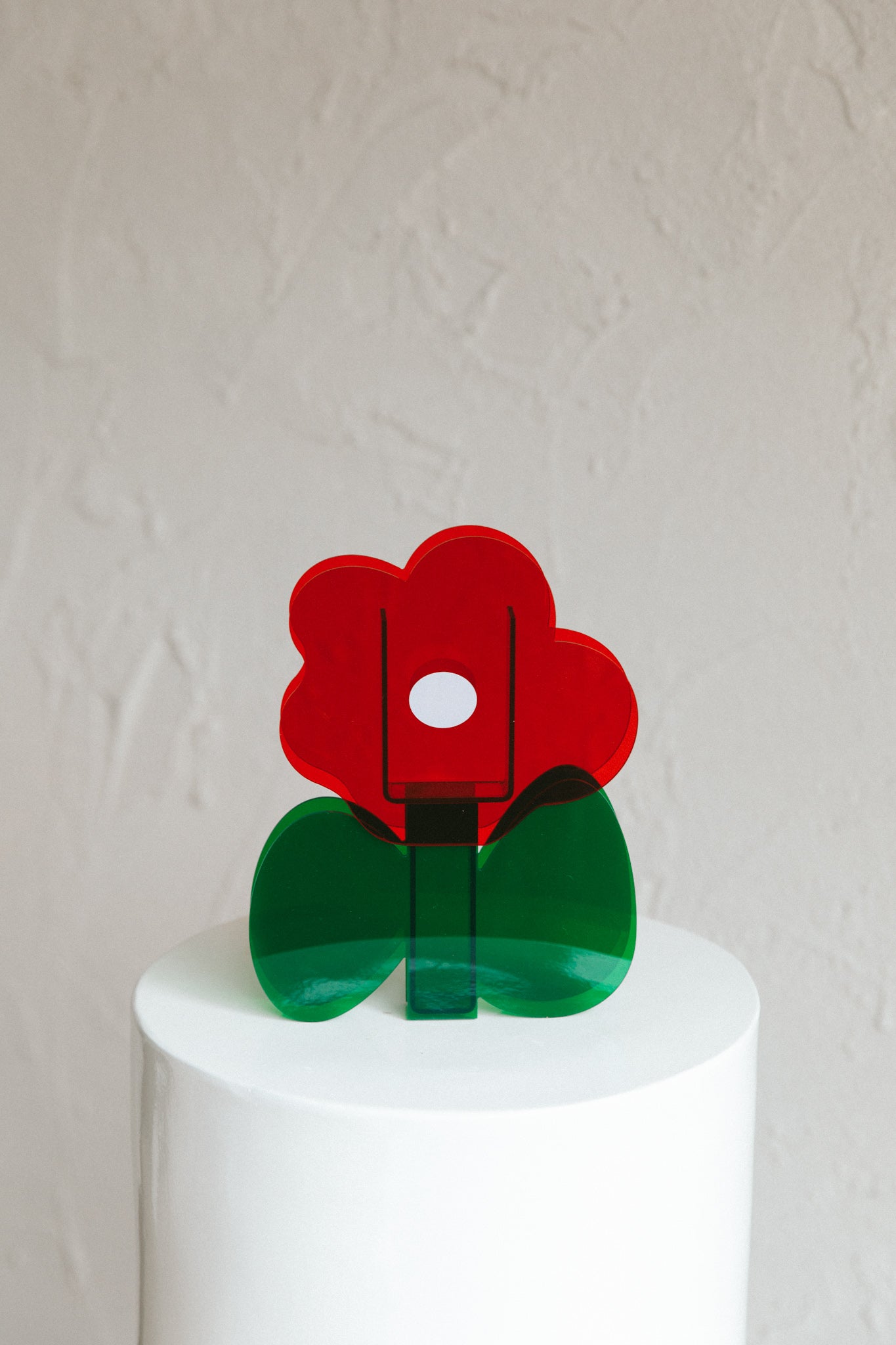 Zephyr Eco-friendly Acrylic Vase Red-Fable Dress