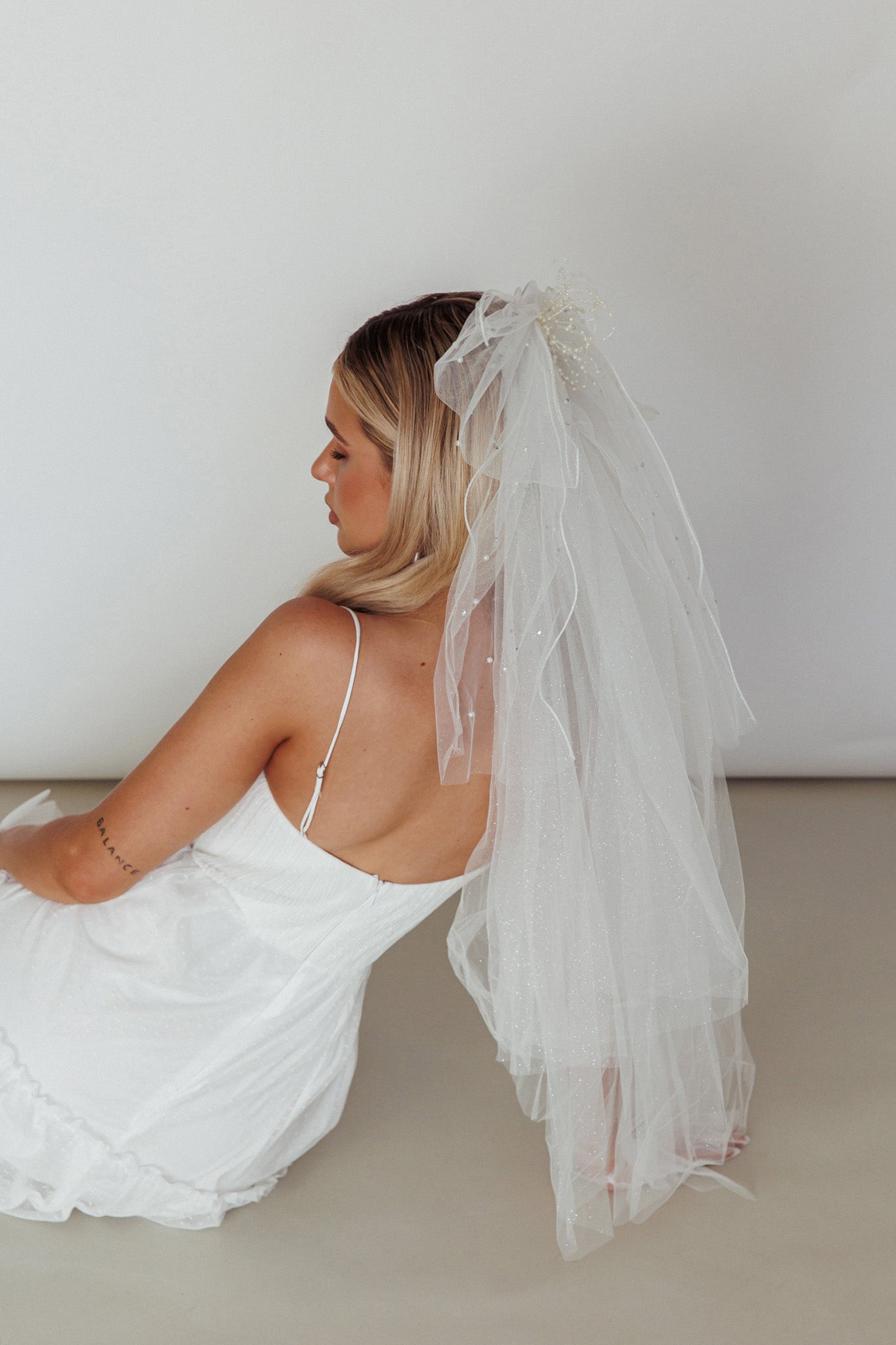 Isa Glitter & Pearl Veil White-Fable Dress