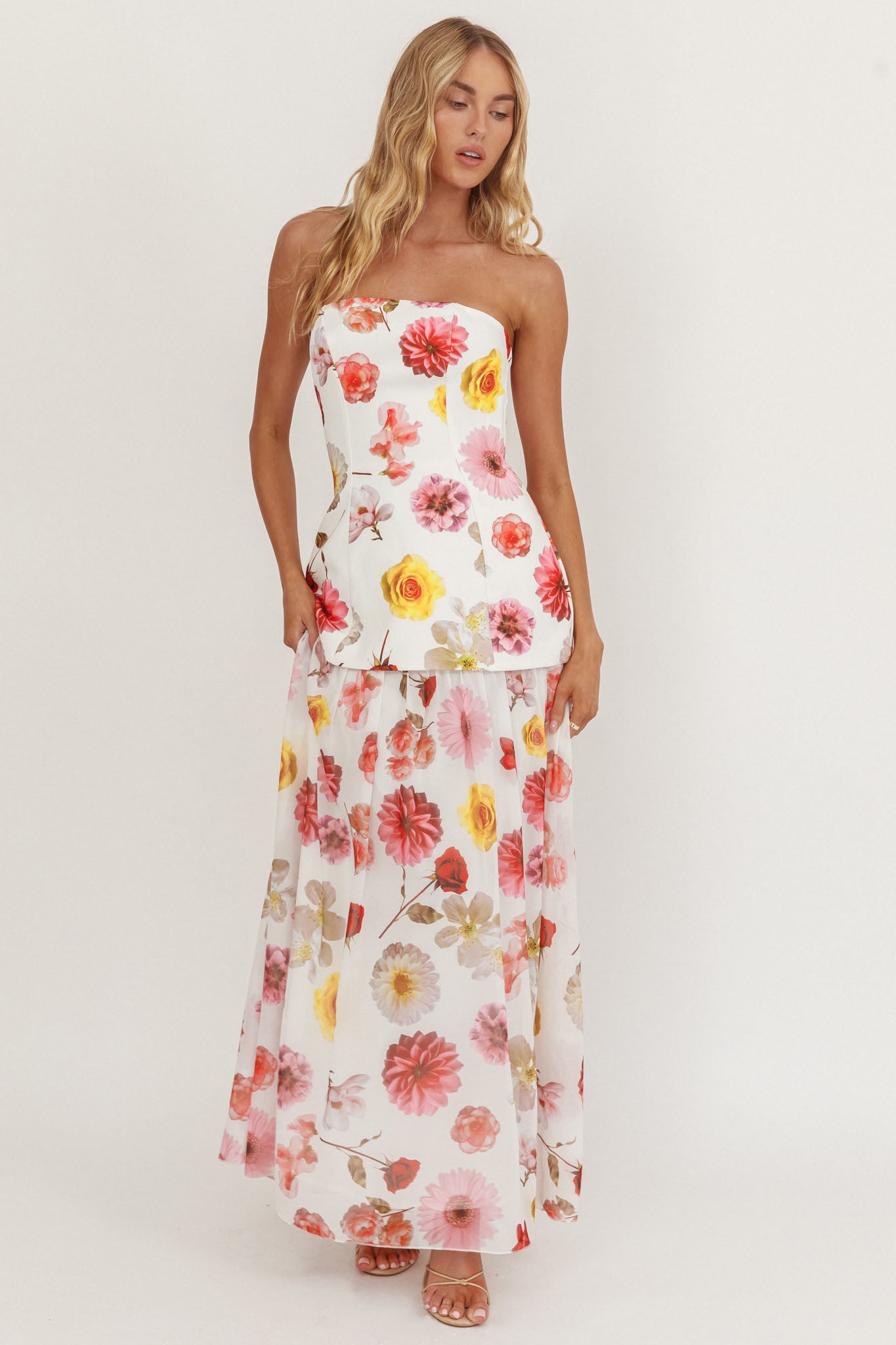 Wilma Flowy Hem Strapless Maxi Dress Floral-Fable Dress