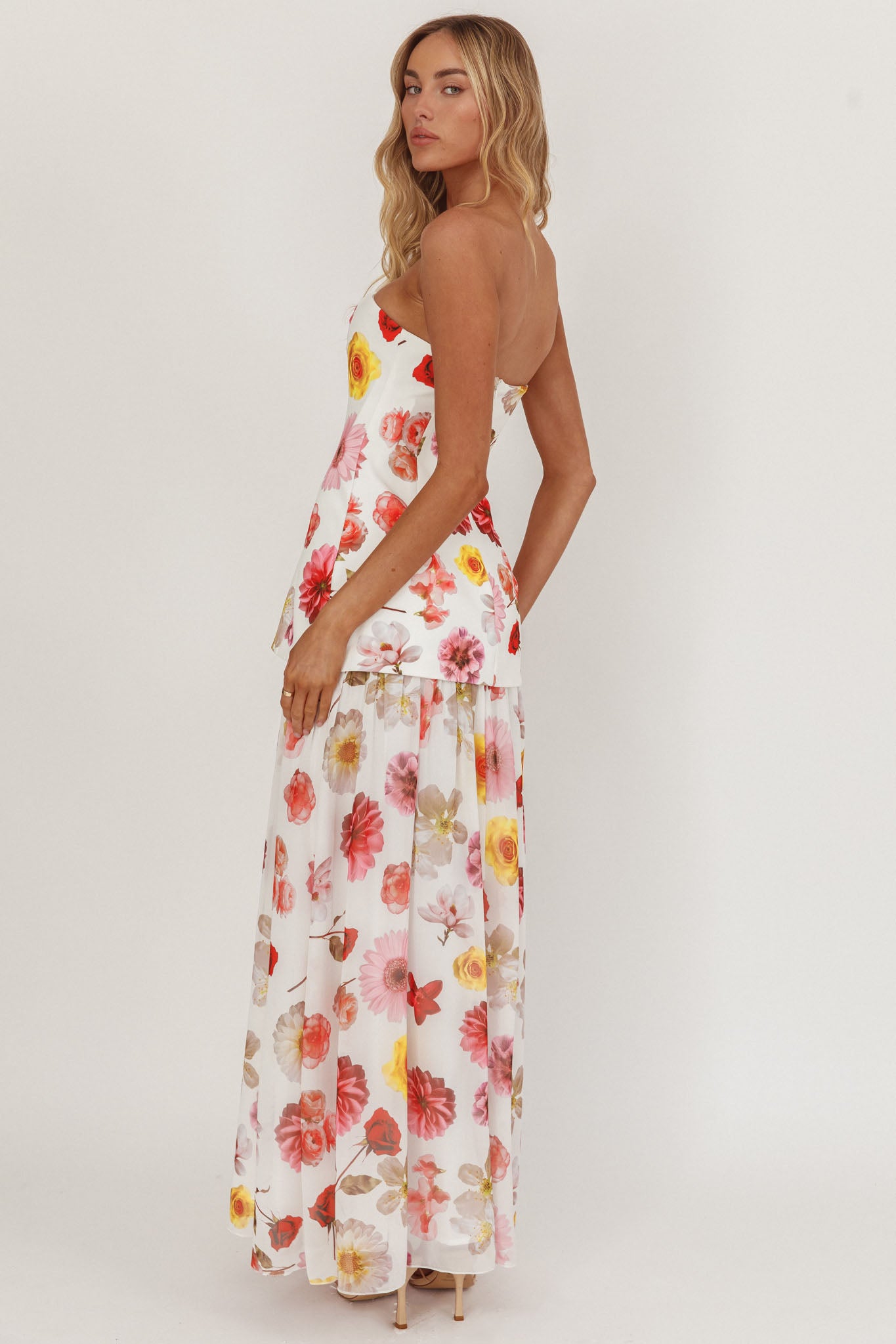 Wilma Flowy Hem Strapless Maxi Dress Floral-Fable Dress