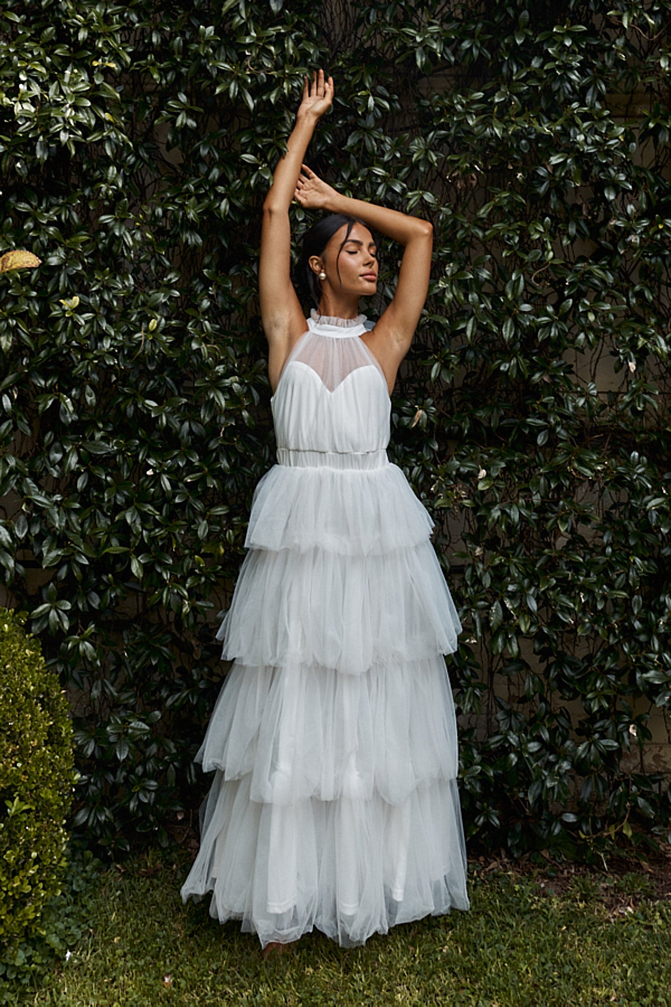 Arlett Sleeveless Layered Maxi Dress Off White-Fable Dress