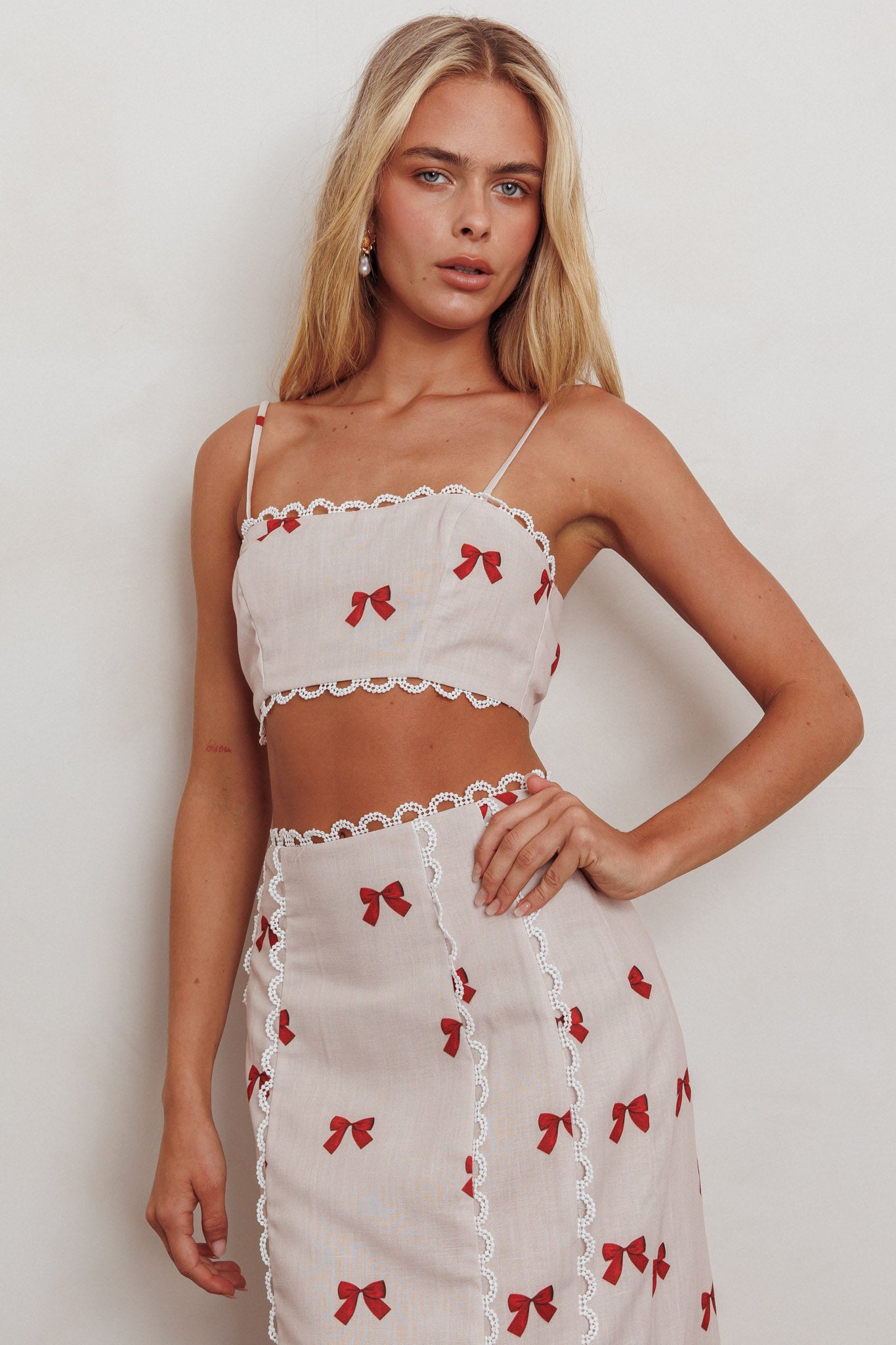 Chamberlain Scallop Trim Maxi Skirt Red Bow-Fable Dress