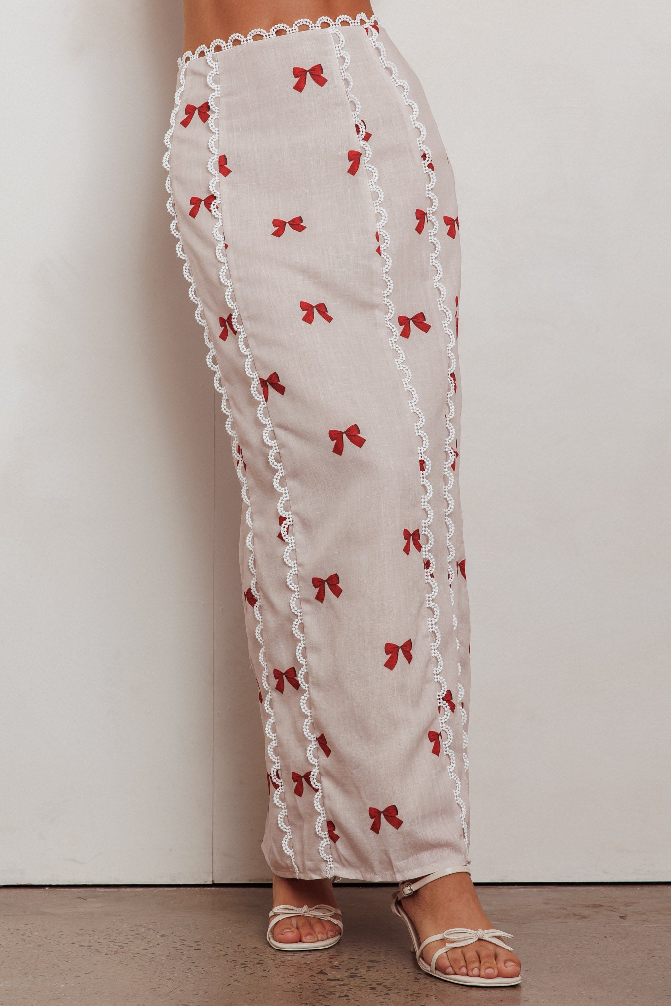 Chamberlain Scallop Trim Maxi Skirt Red Bow-Fable Dress