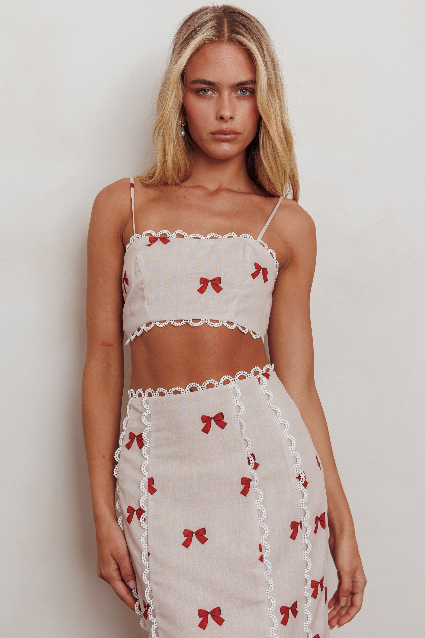 Chamberlain Scallop Trim Crop Top Red Bow-Fable Dress