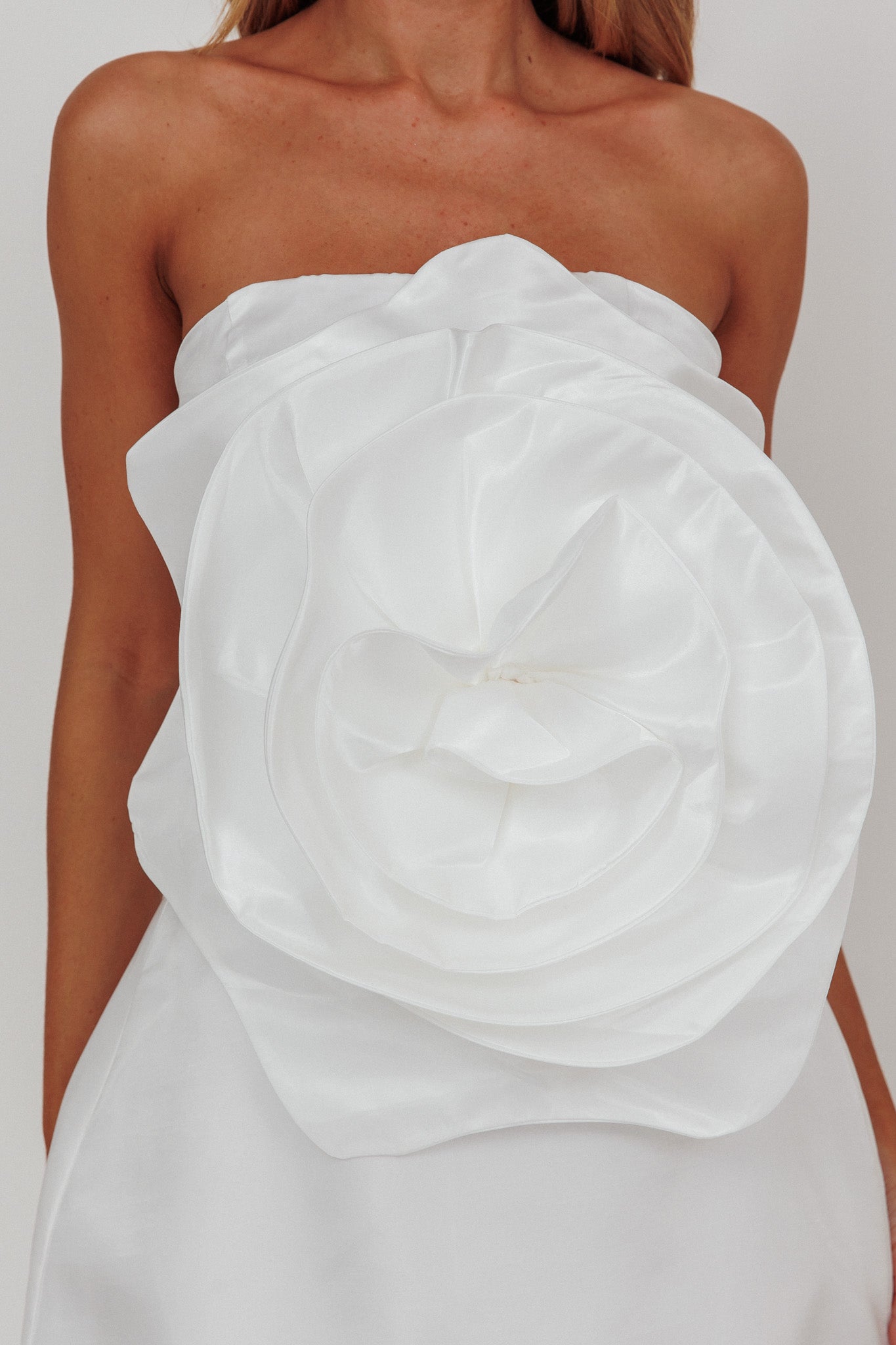 Count Down Rose Feature Strapless Top White-Fable Dress