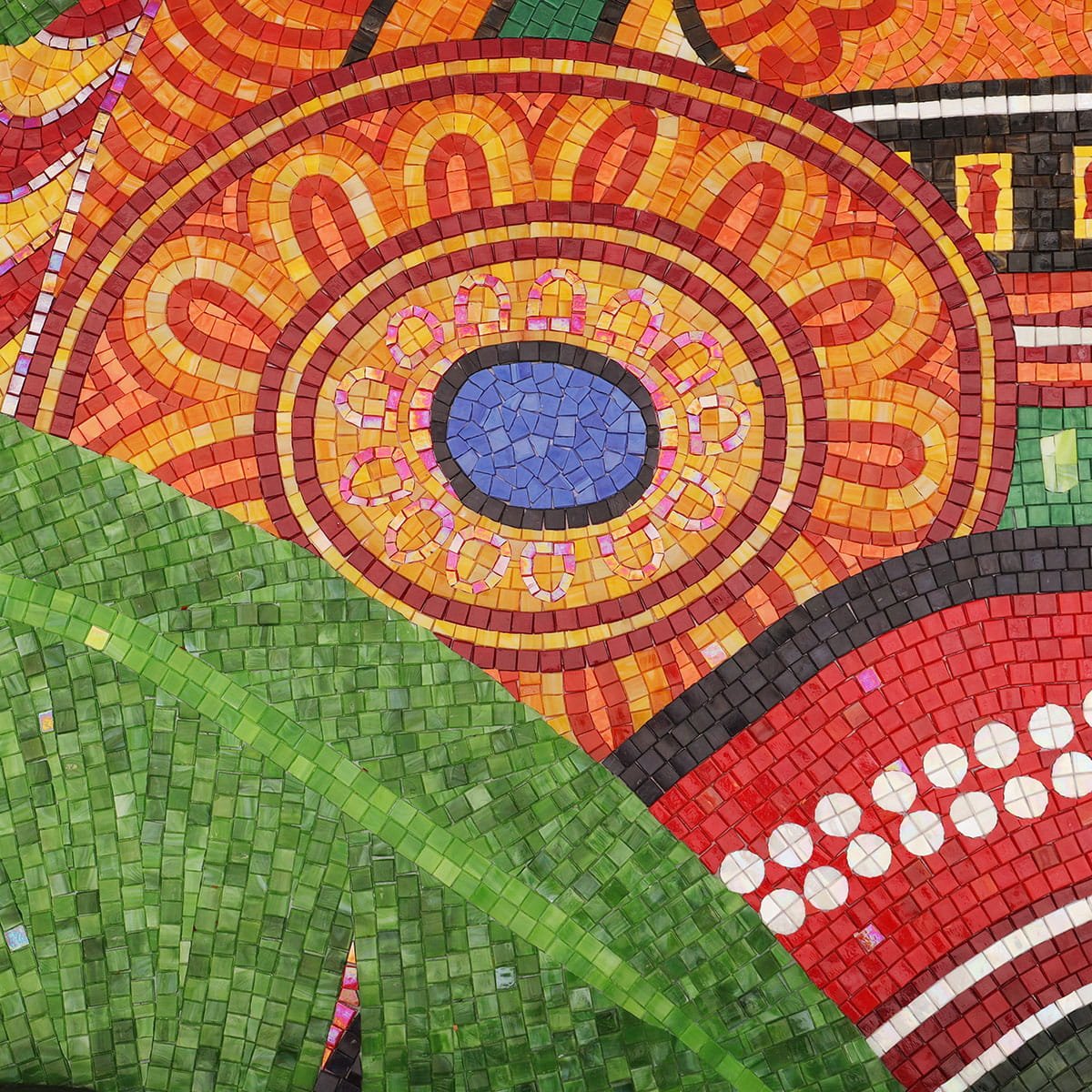 Kathakali Pacha Mosaic Mural – Handmade Glass Wall Art Inspired by Indian Culture and Kerala Heritage-Woos Tiles