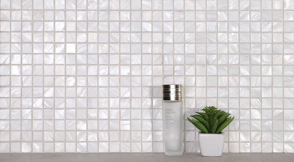 {"default":"White shell square mosaic tiles for modern kitchen and bathroom backsplash"}
