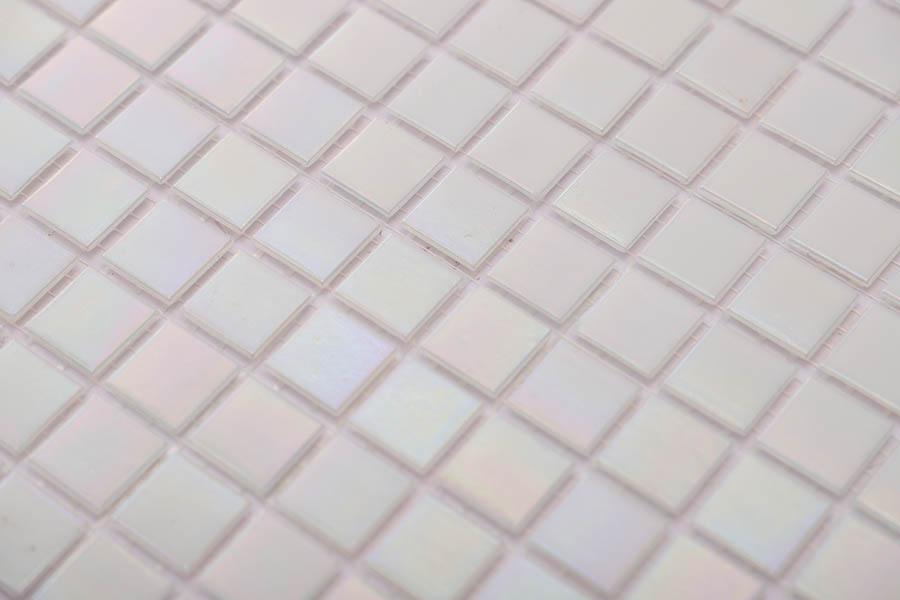{"default":"Detail view of white iridescent square glass mosaic tile sheet in glossy finish"}
