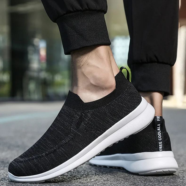 Men's Leisure Fly Woven Surface Breathable Sports Shoes