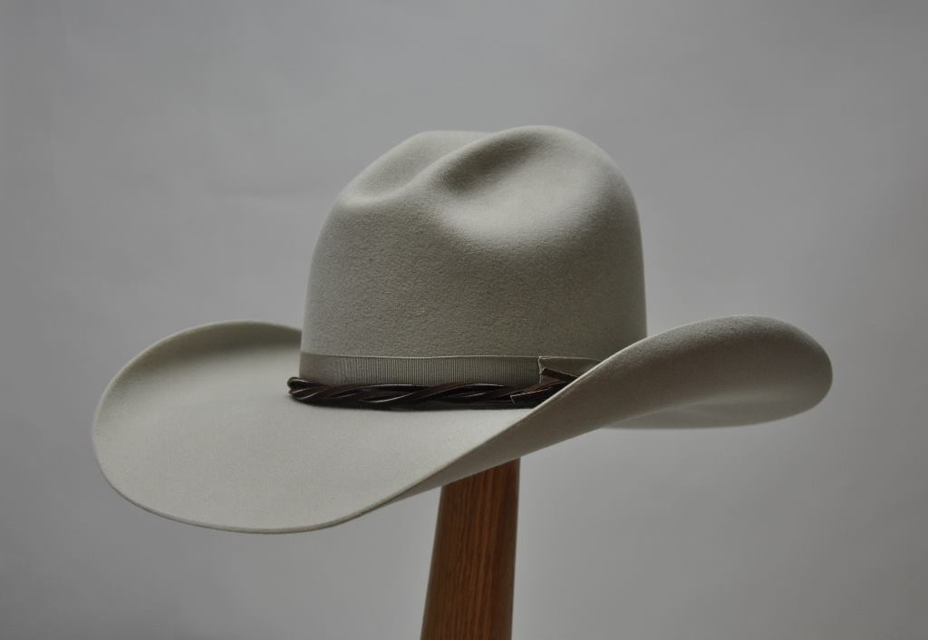 Light Grass & Morning Dew